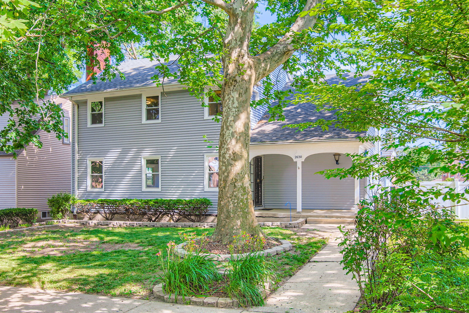 2630 Grunewald Street