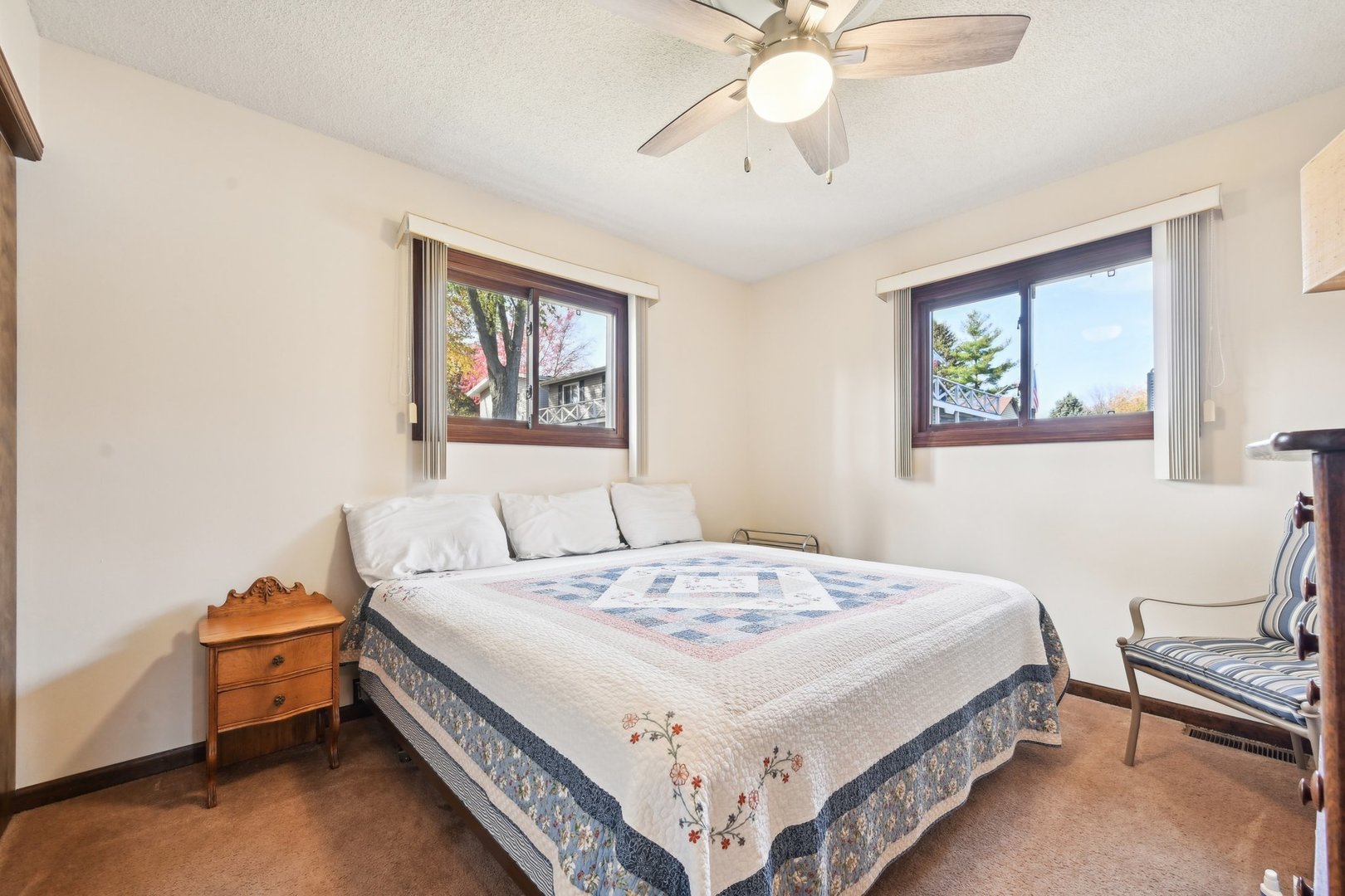 7 Holiday Drive Property Photo 9