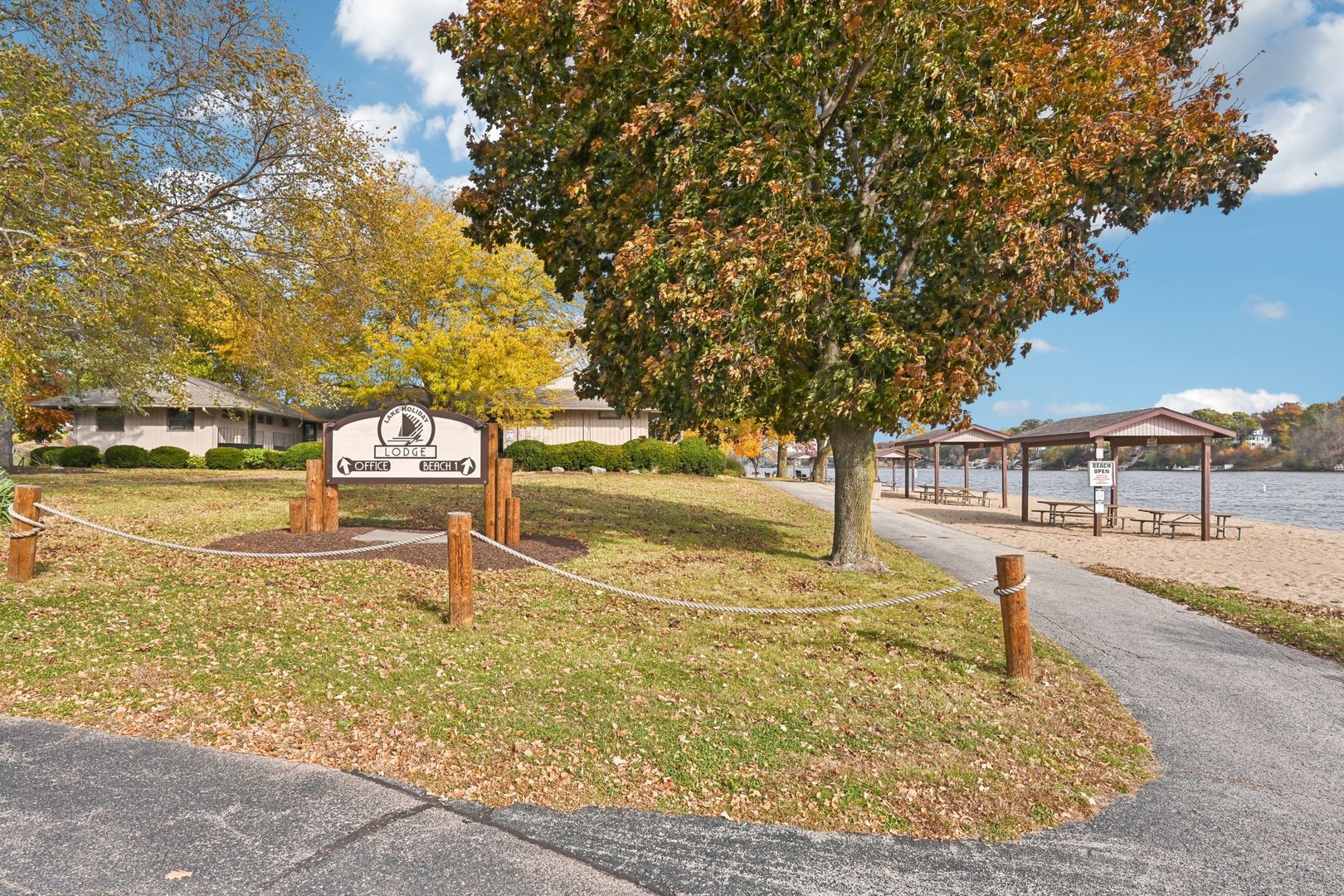 7 Holiday Drive Property Photo 30