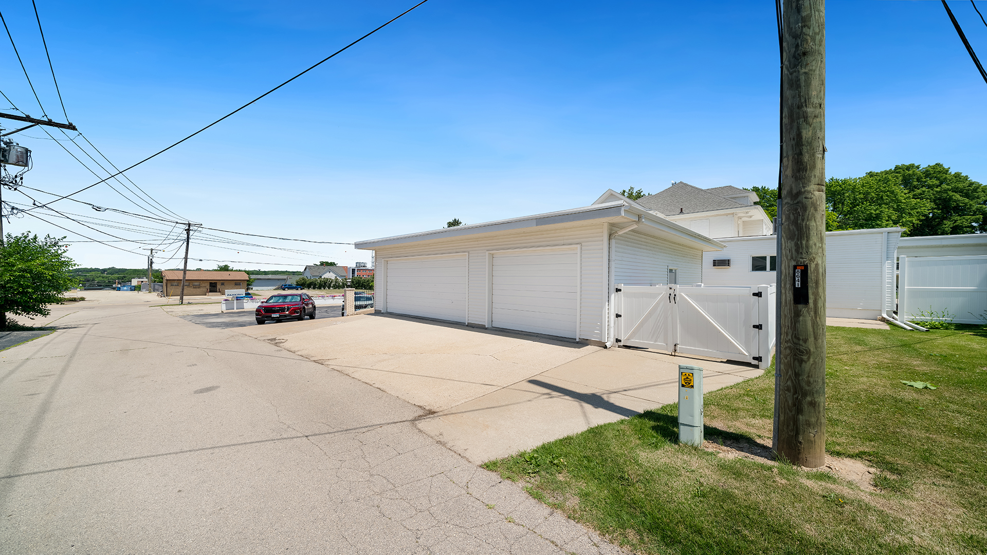 213 Crawford Avenue Property Photo 5