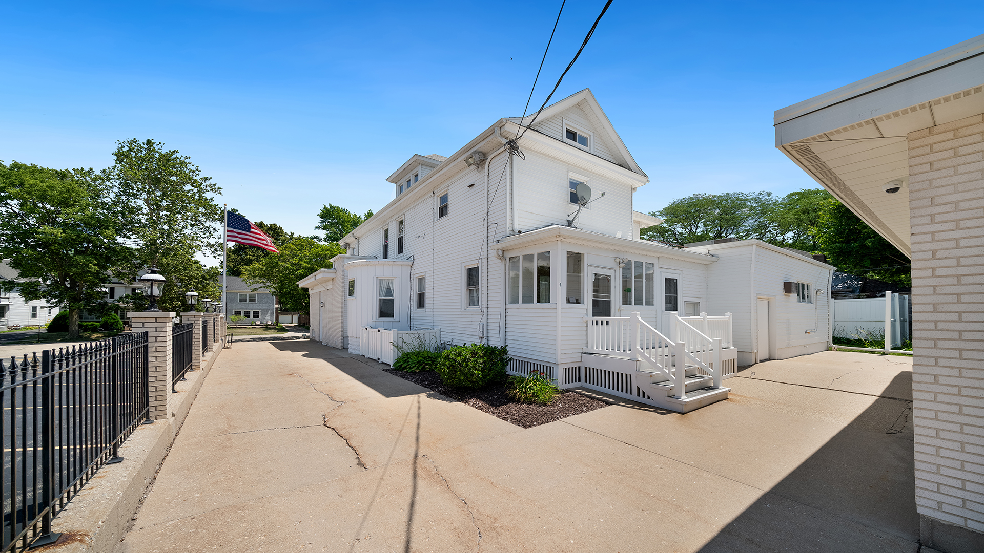 213 Crawford Avenue Property Photo 6