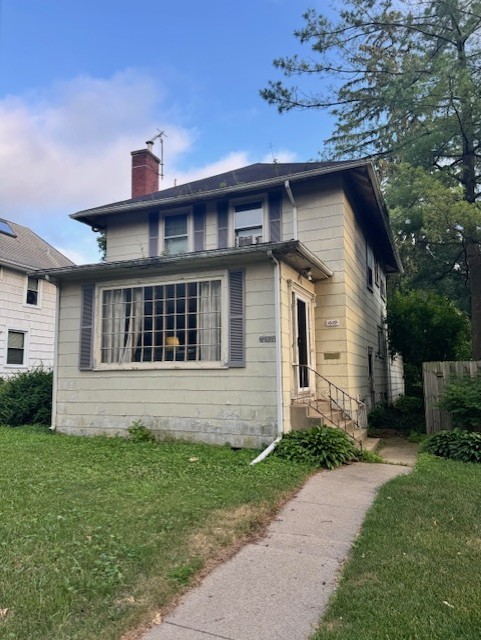 1609 Lake Avenue Property Photo 1
