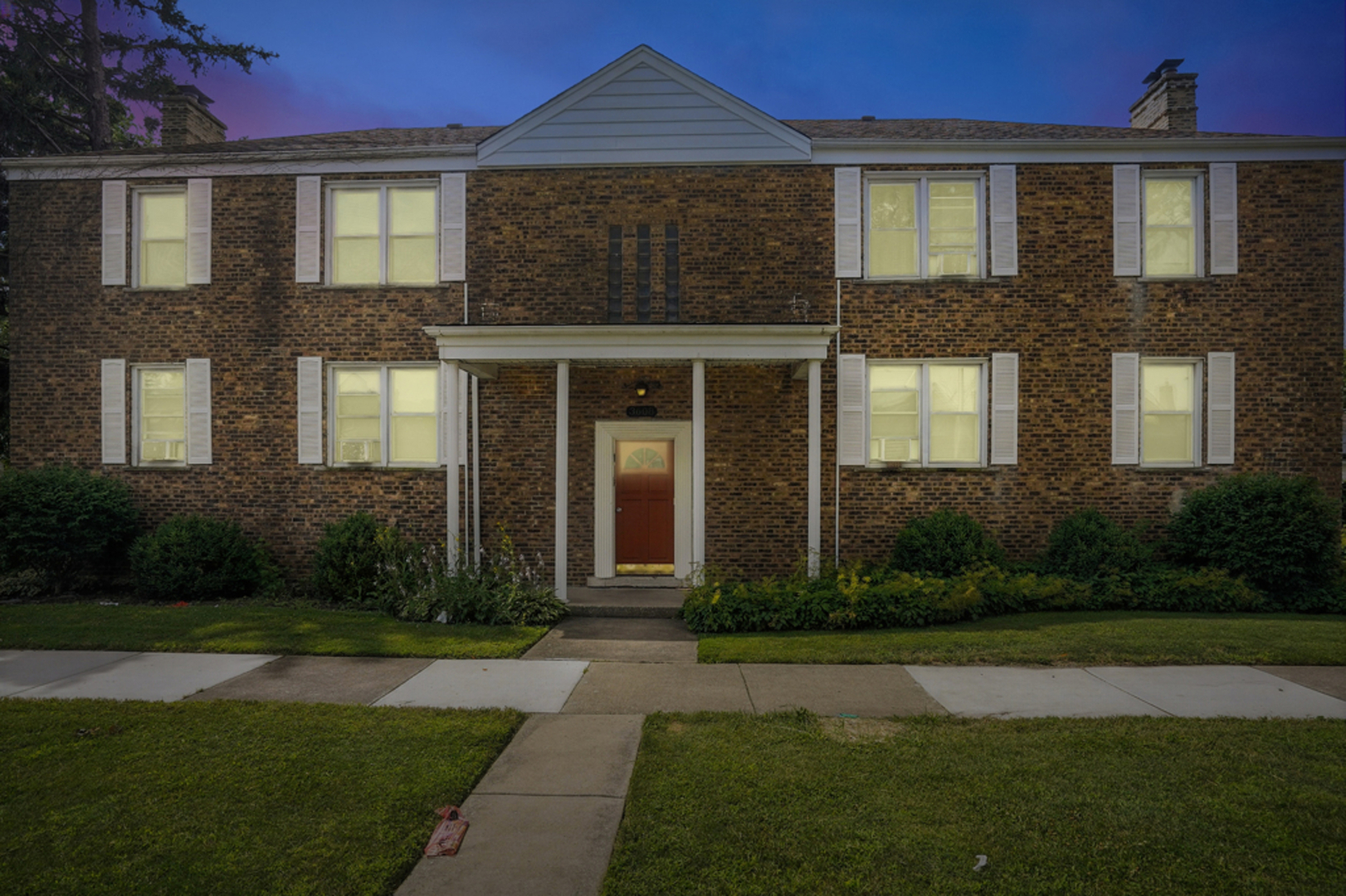 3608 Jackson Street 2e Property Photo 1
