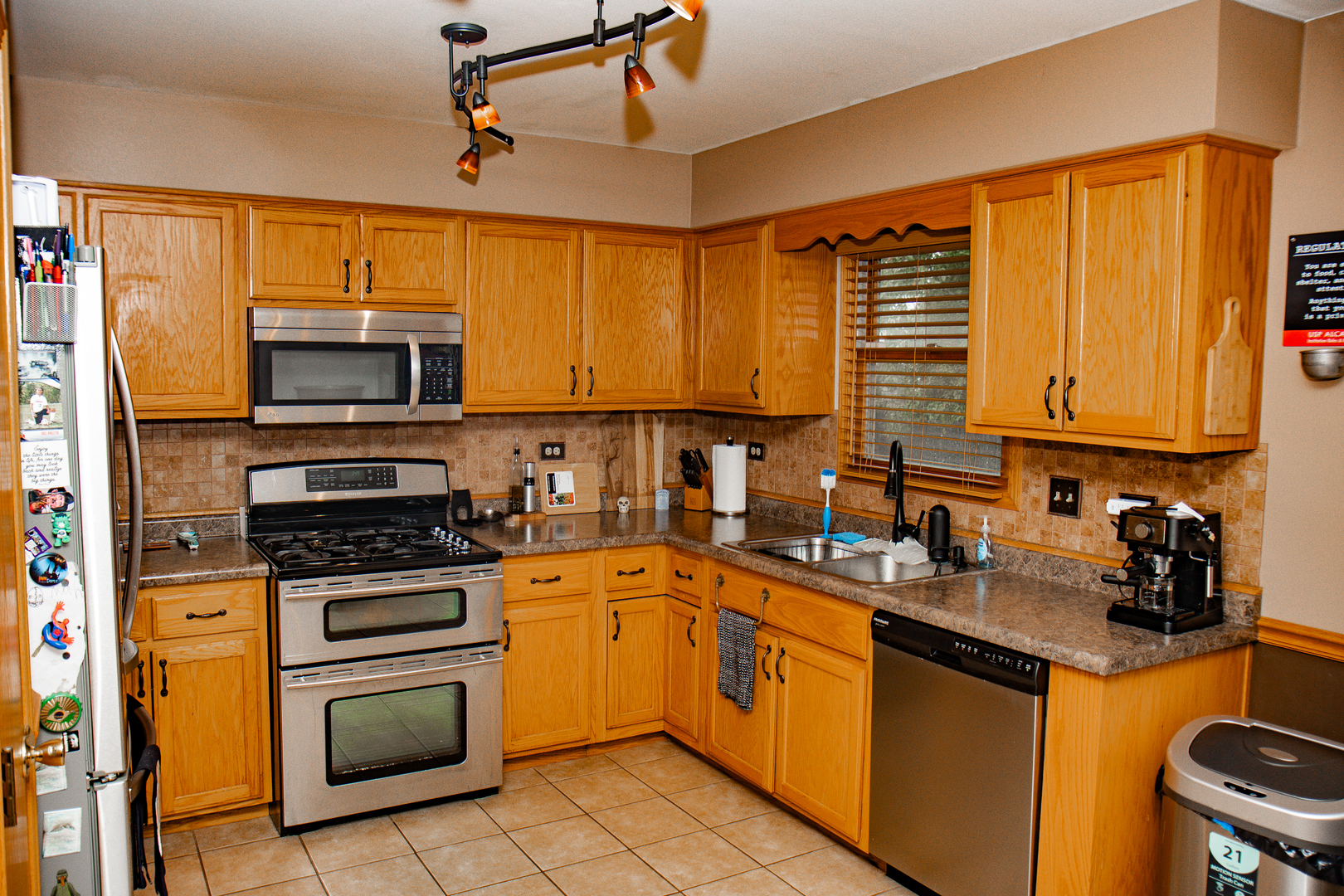 6916 Astoria Drive Property Photo 7