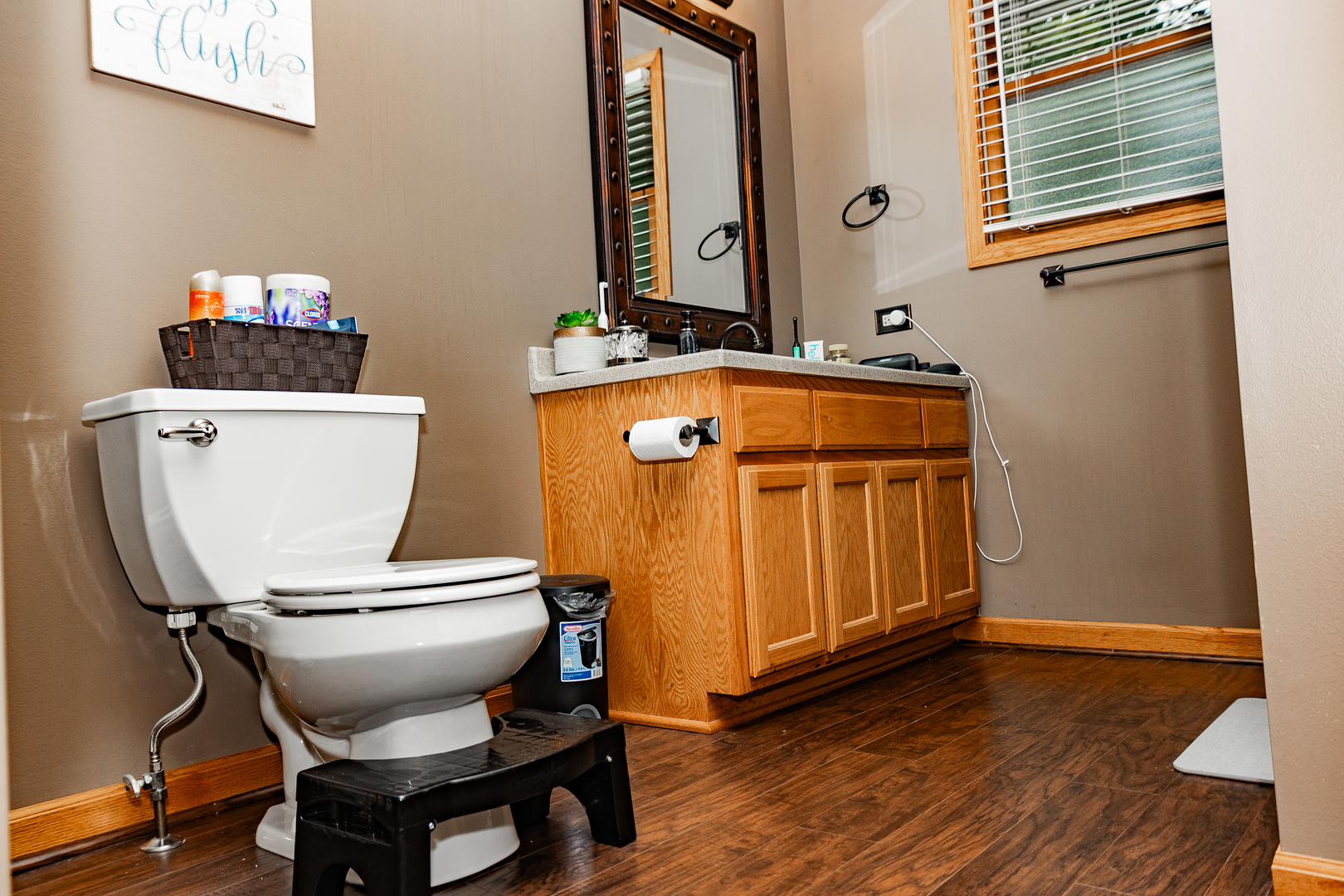 6916 Astoria Drive Property Photo 11