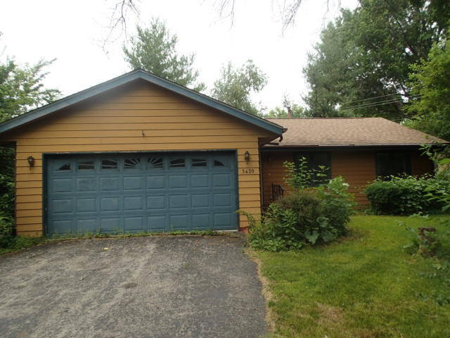 3430 Treadway Court Property Photo 1