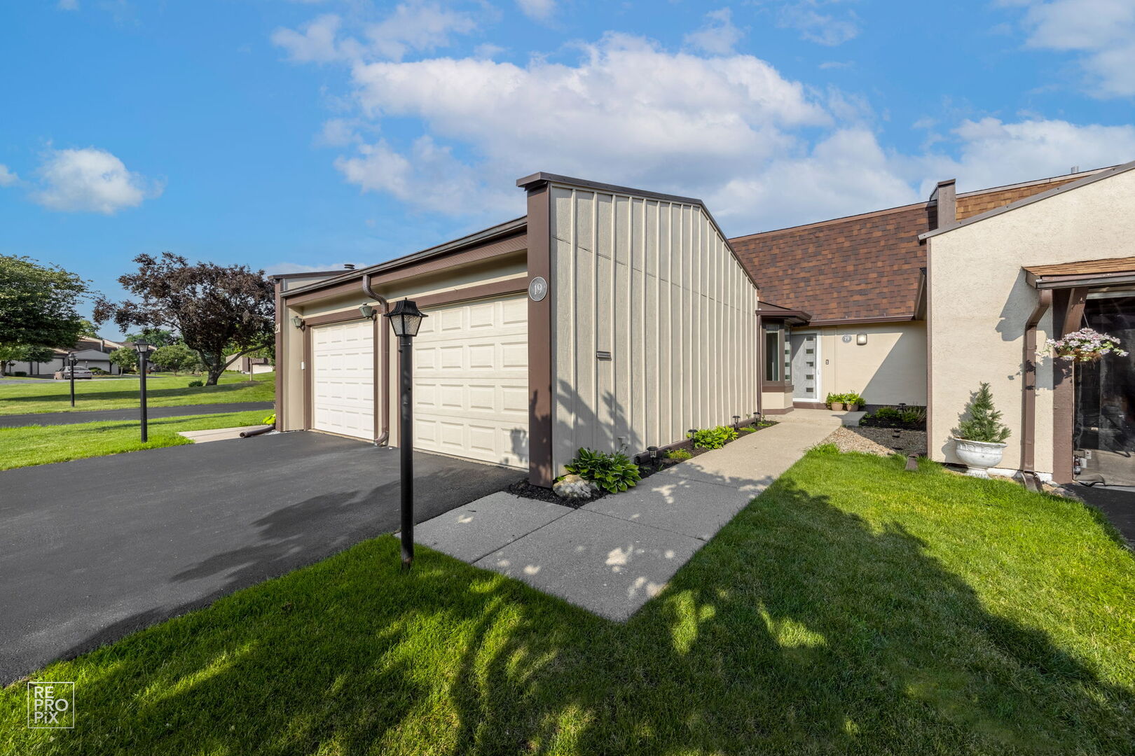 19 Westwood Drive Property Photo 1