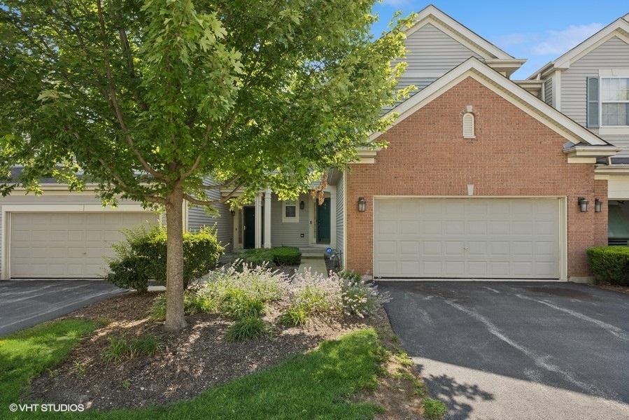 711 CREEKSIDE Circle 711
