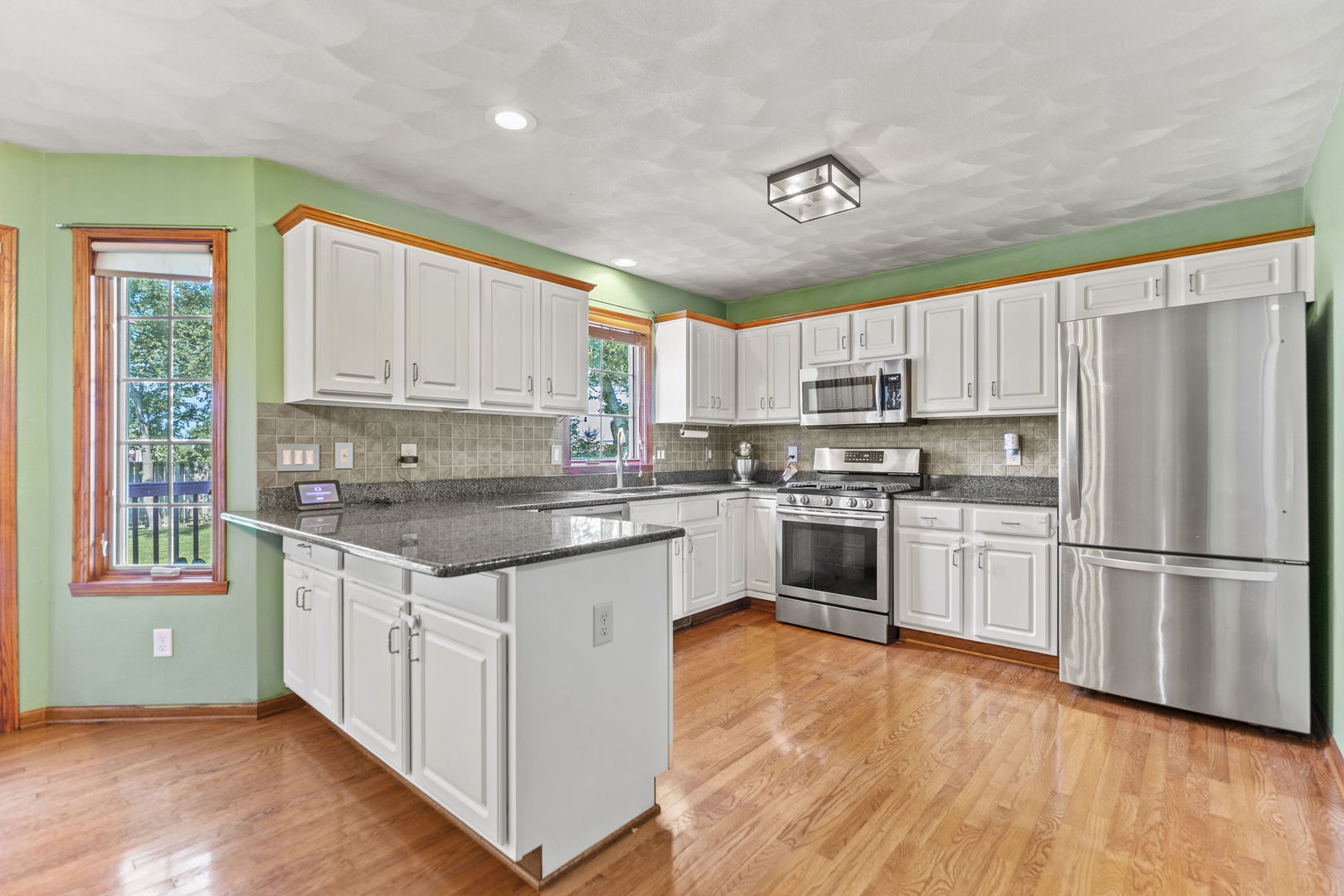 1920 Grandchester Place Property Photo 8