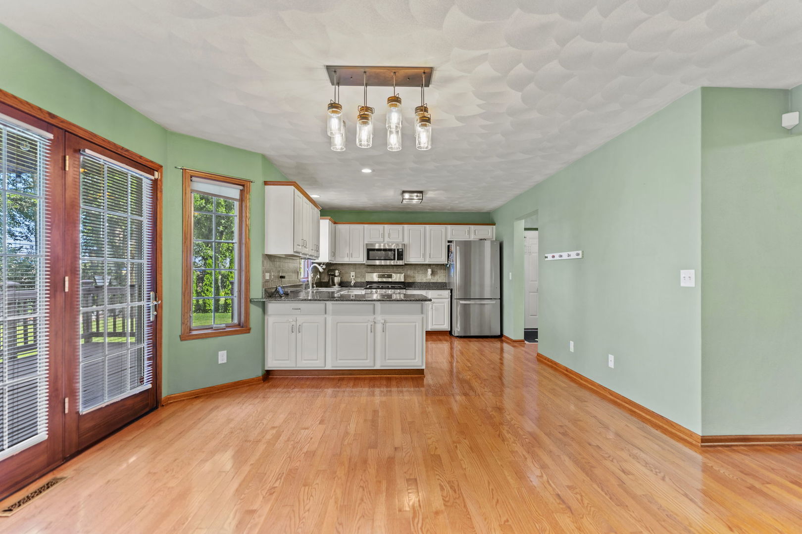 1920 Grandchester Place Property Photo 11