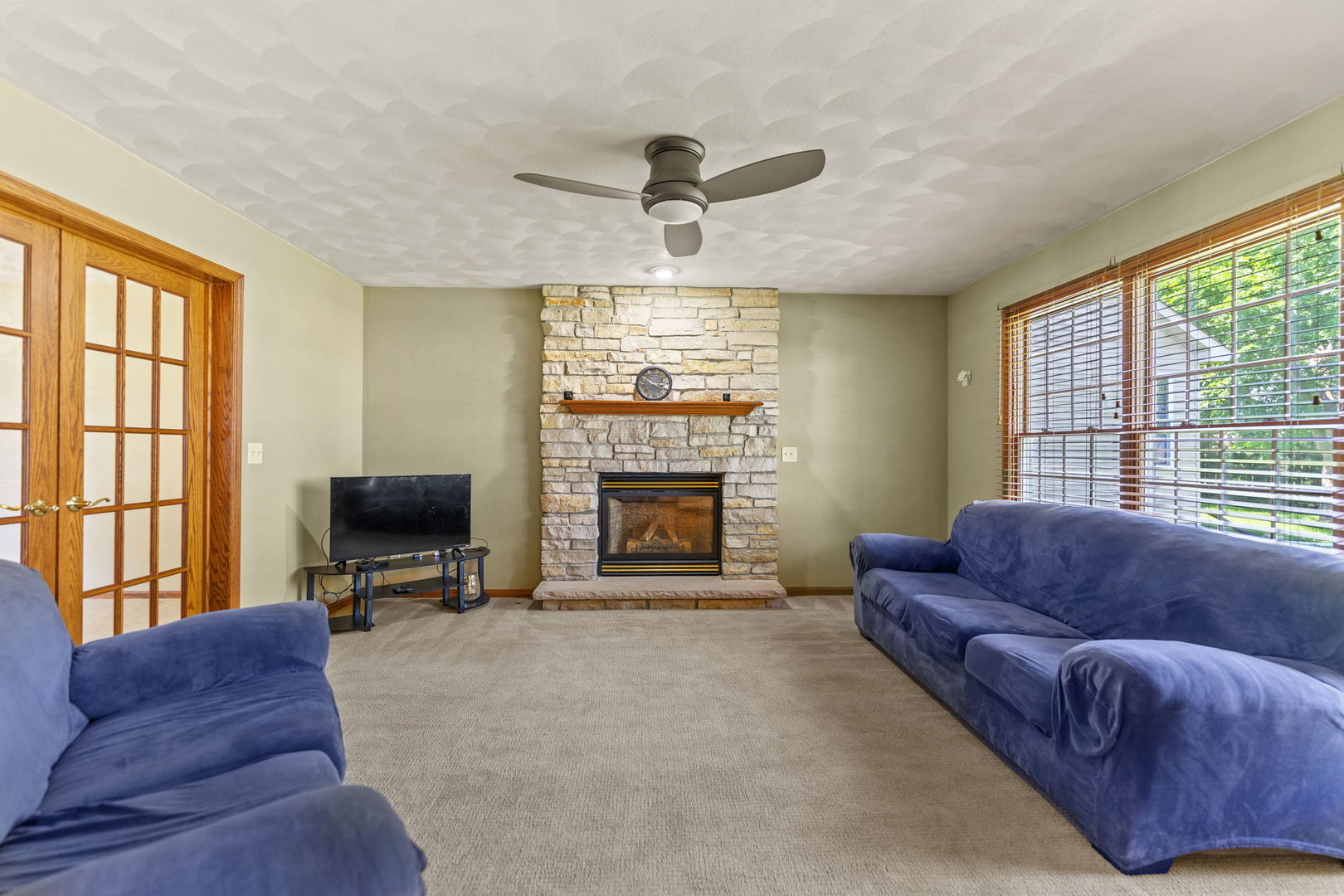 1920 Grandchester Place Property Photo 14