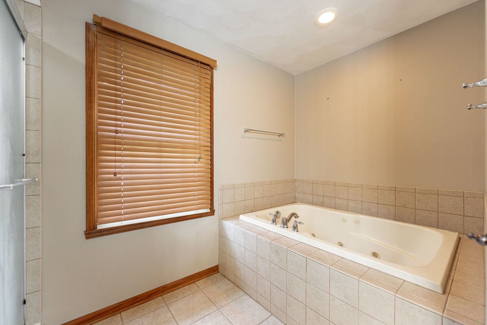 1920 Grandchester Place Property Photo 19