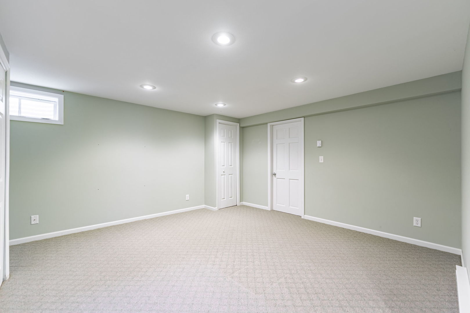 1920 Grandchester Place Property Photo 27