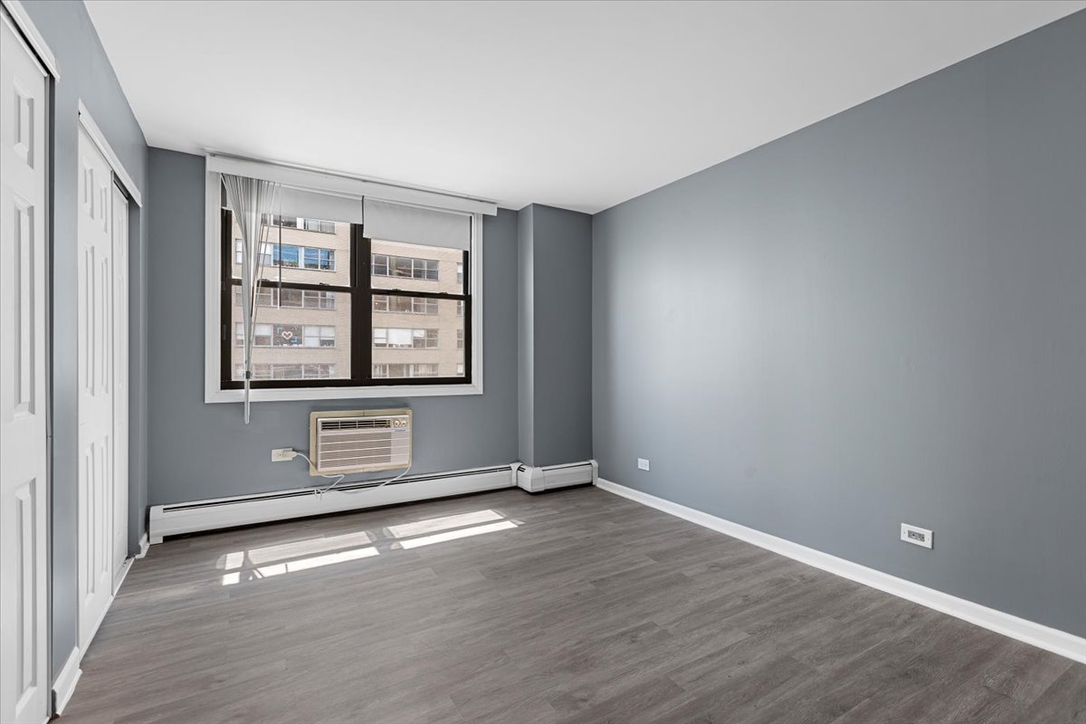 6325 N Sheridan Road 503 Property Photo 2