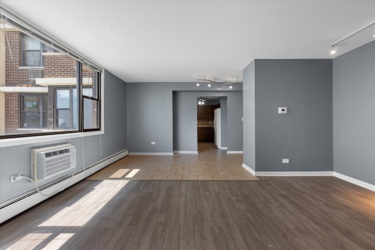 6325 N Sheridan Road 503 Property Photo 9