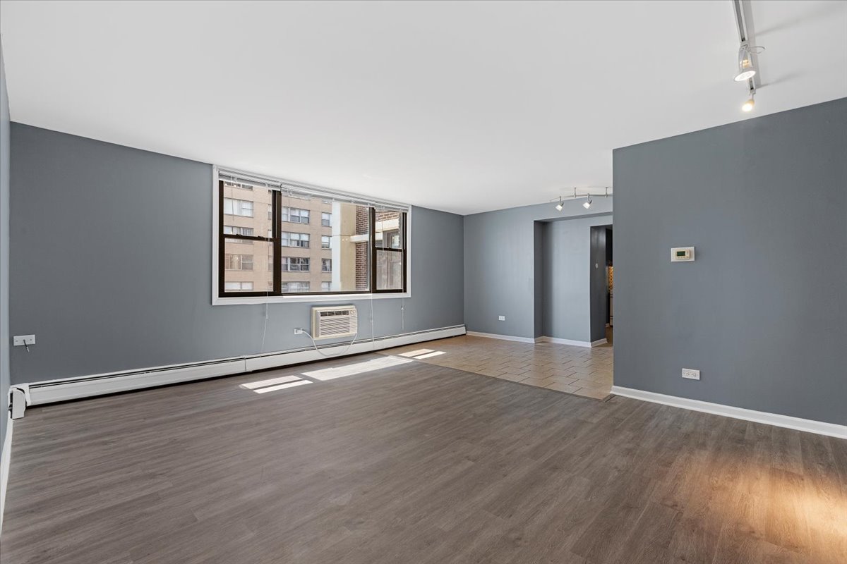 6325 N Sheridan Road 503 Property Photo 14