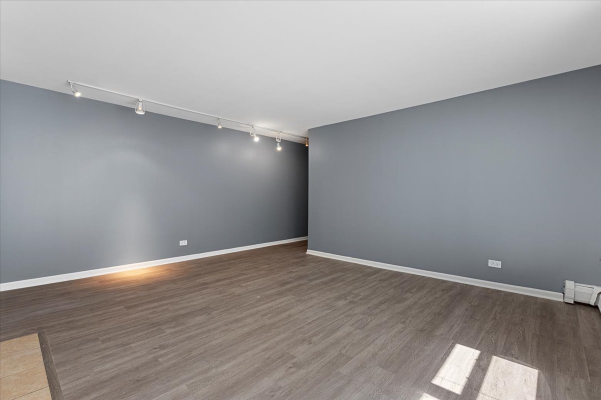 6325 N Sheridan Road 503 Property Photo 15