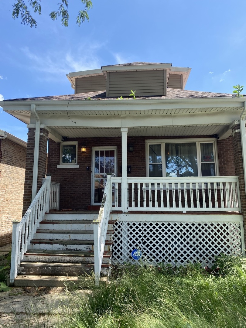 8611 S Aberdeen Street Property Photo 1