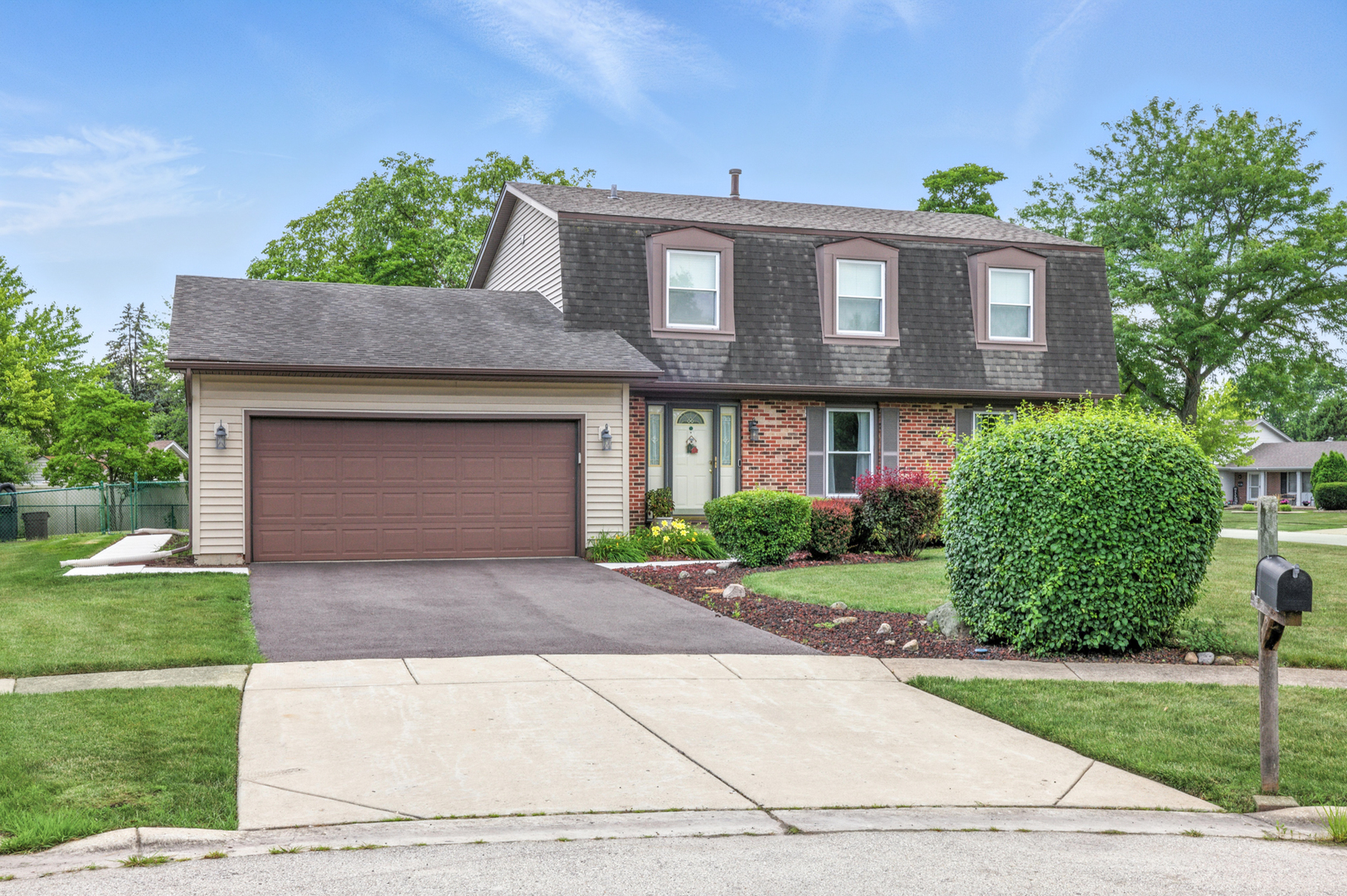 1021 Mobile Circle Property Photo 1