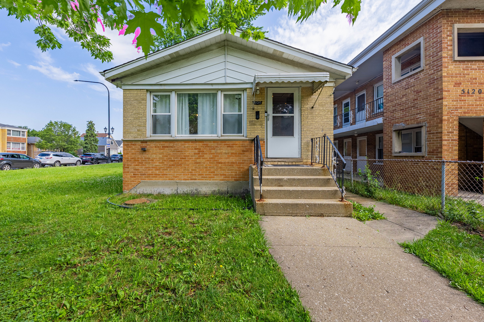 5124 W 32nd Street Property Photo 1