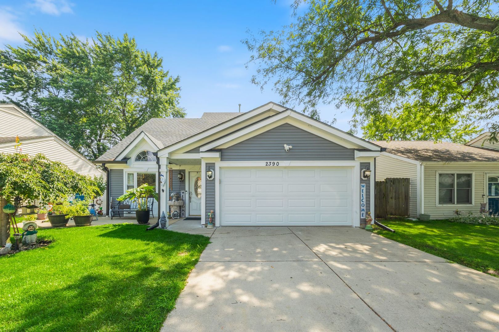2390 Buttercup Court Property Photo 1