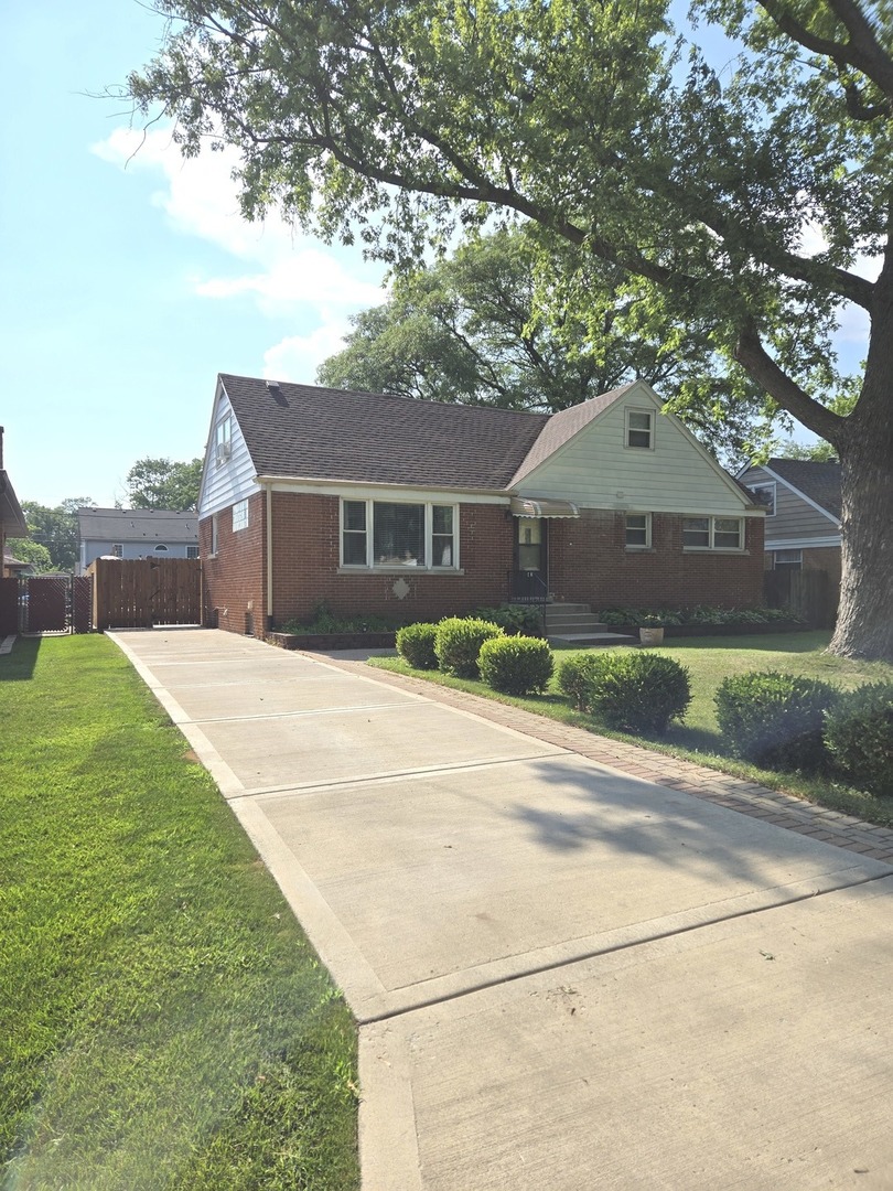452 S Walnut Street Property Photo 1