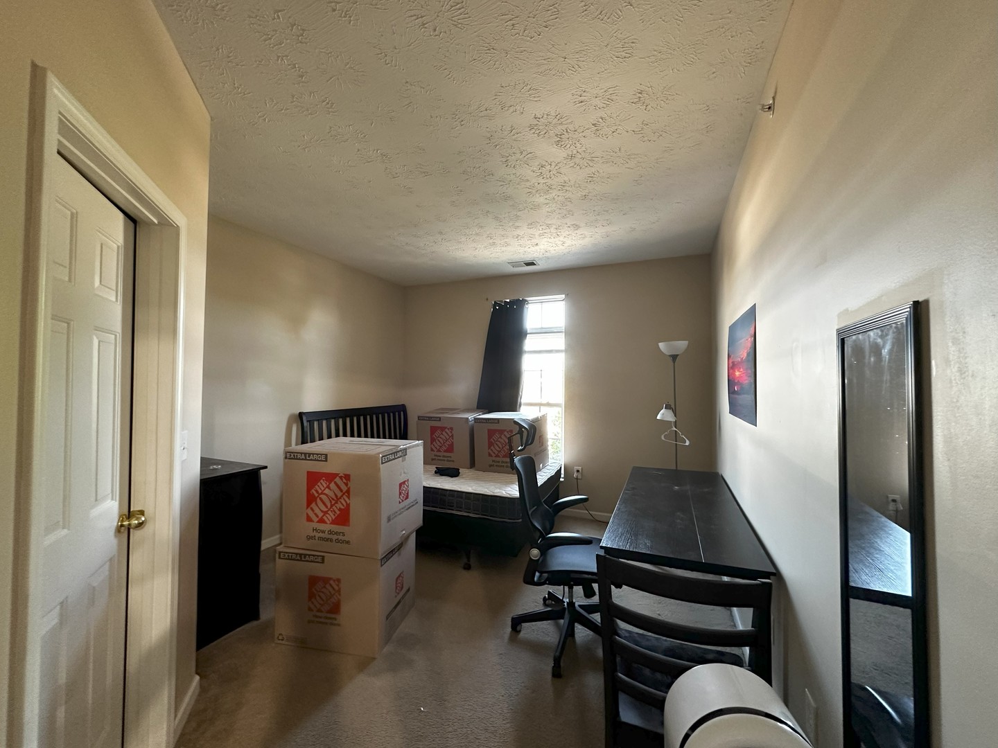 1901 N Lincoln Avenue 205 Property Photo 9