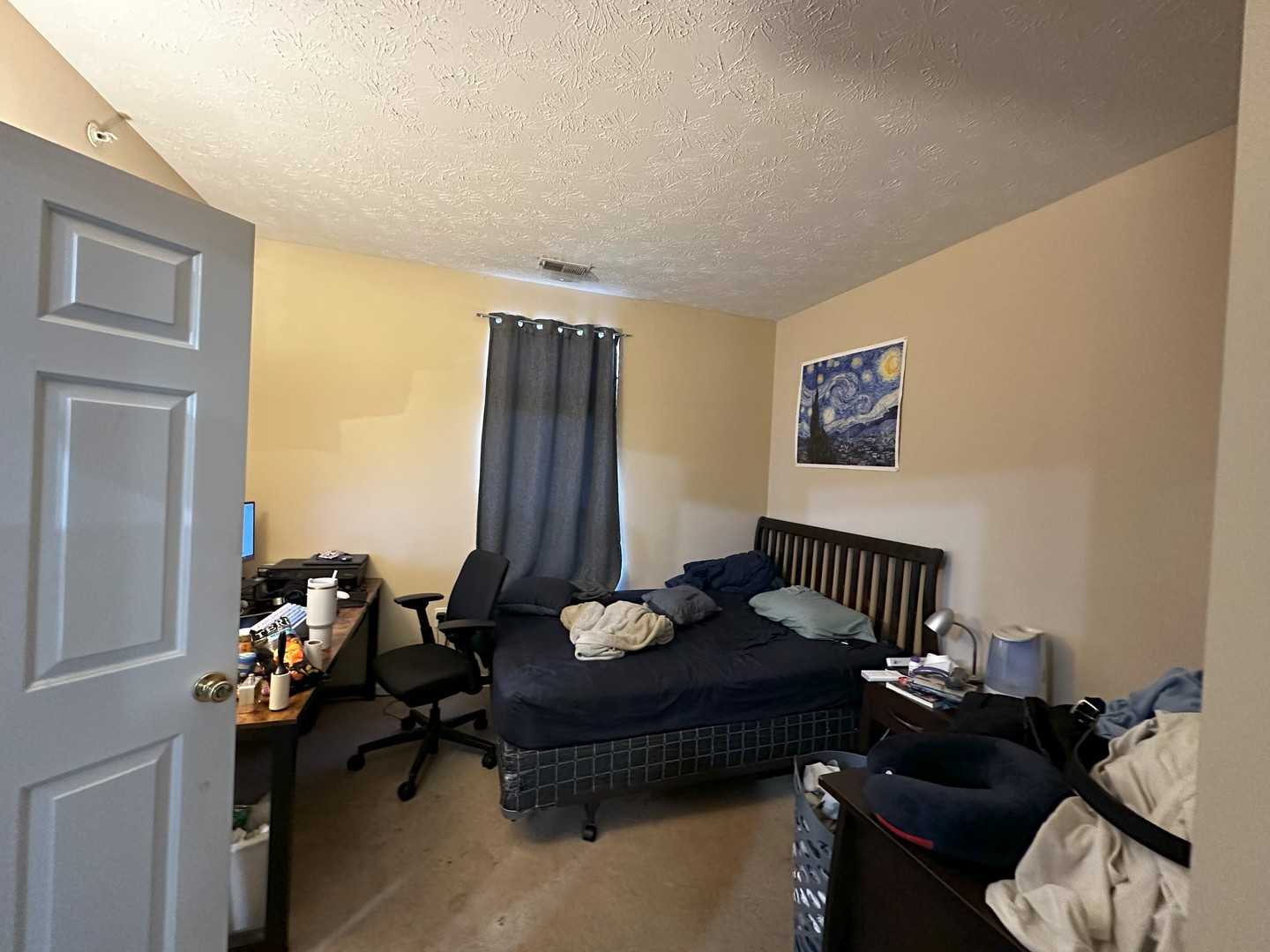 1901 N Lincoln Avenue 205 Property Photo 10