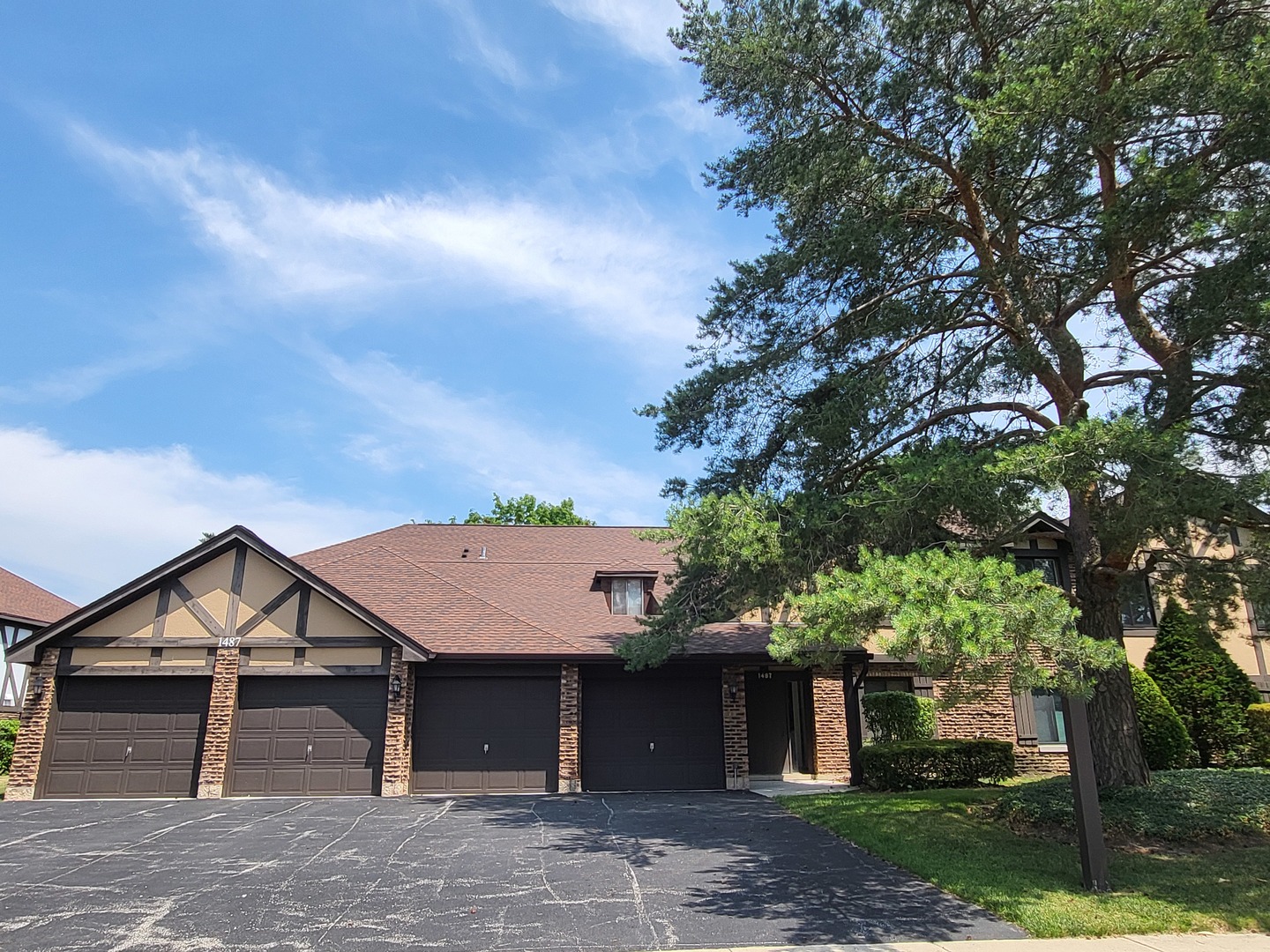 1487 Haverhill Drive C Property Photo 1