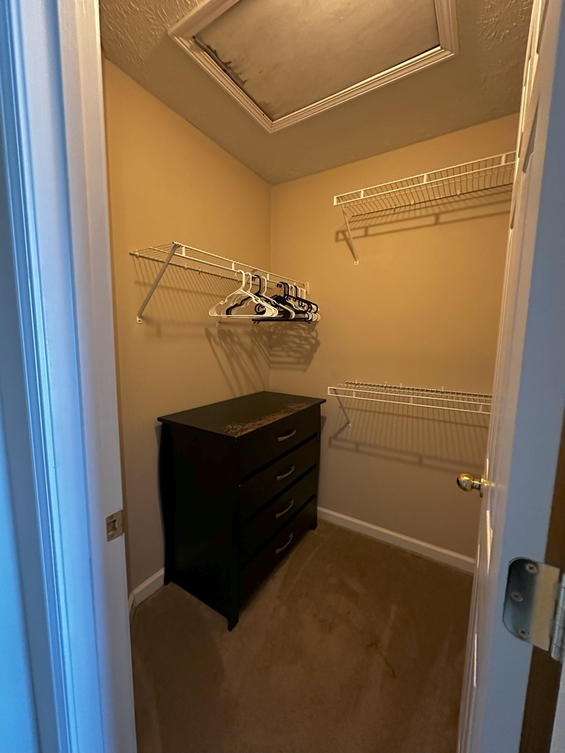 1903 N Lincoln Avenue 303 Property Photo 11