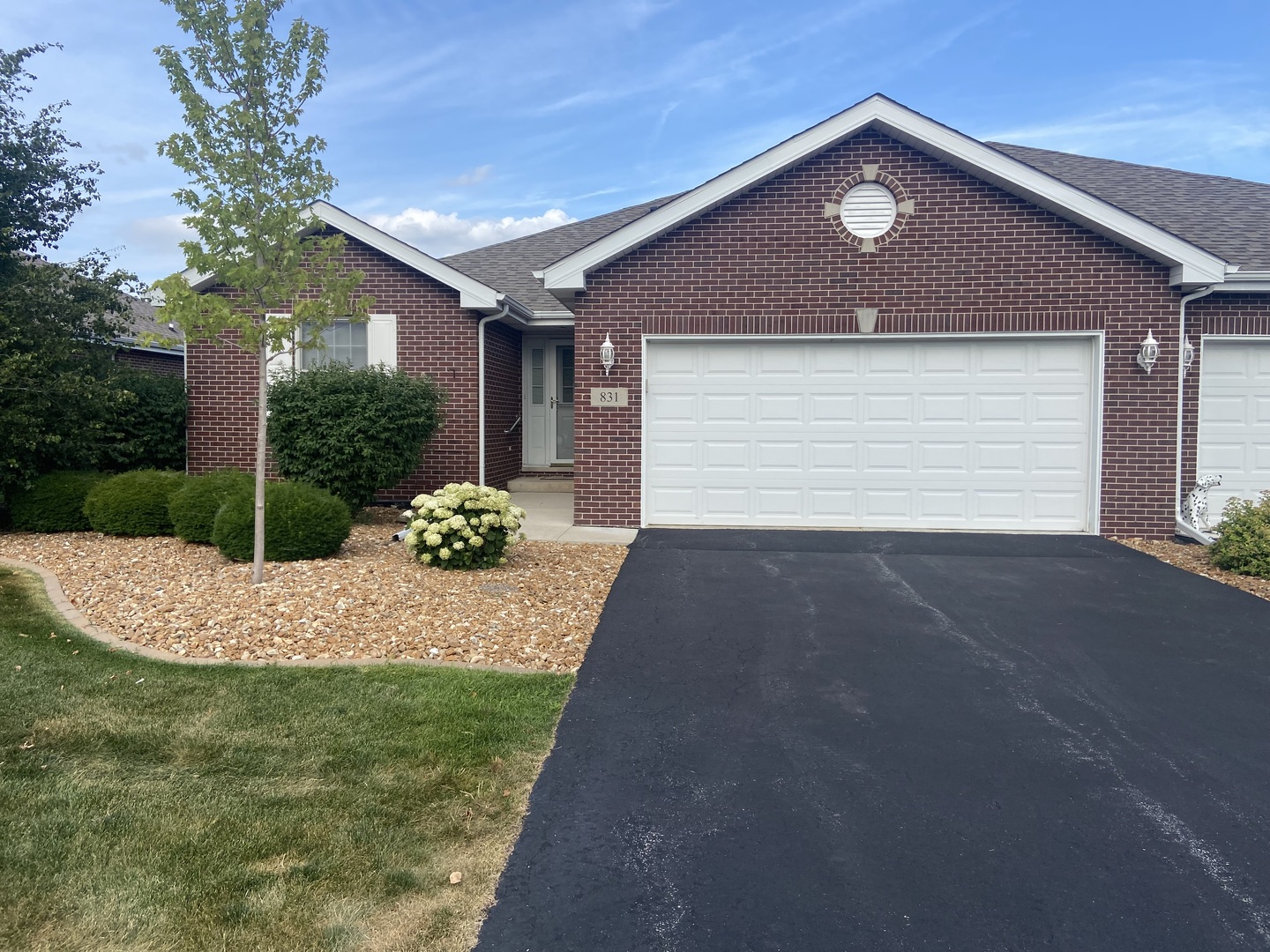 831 Oriole Drive