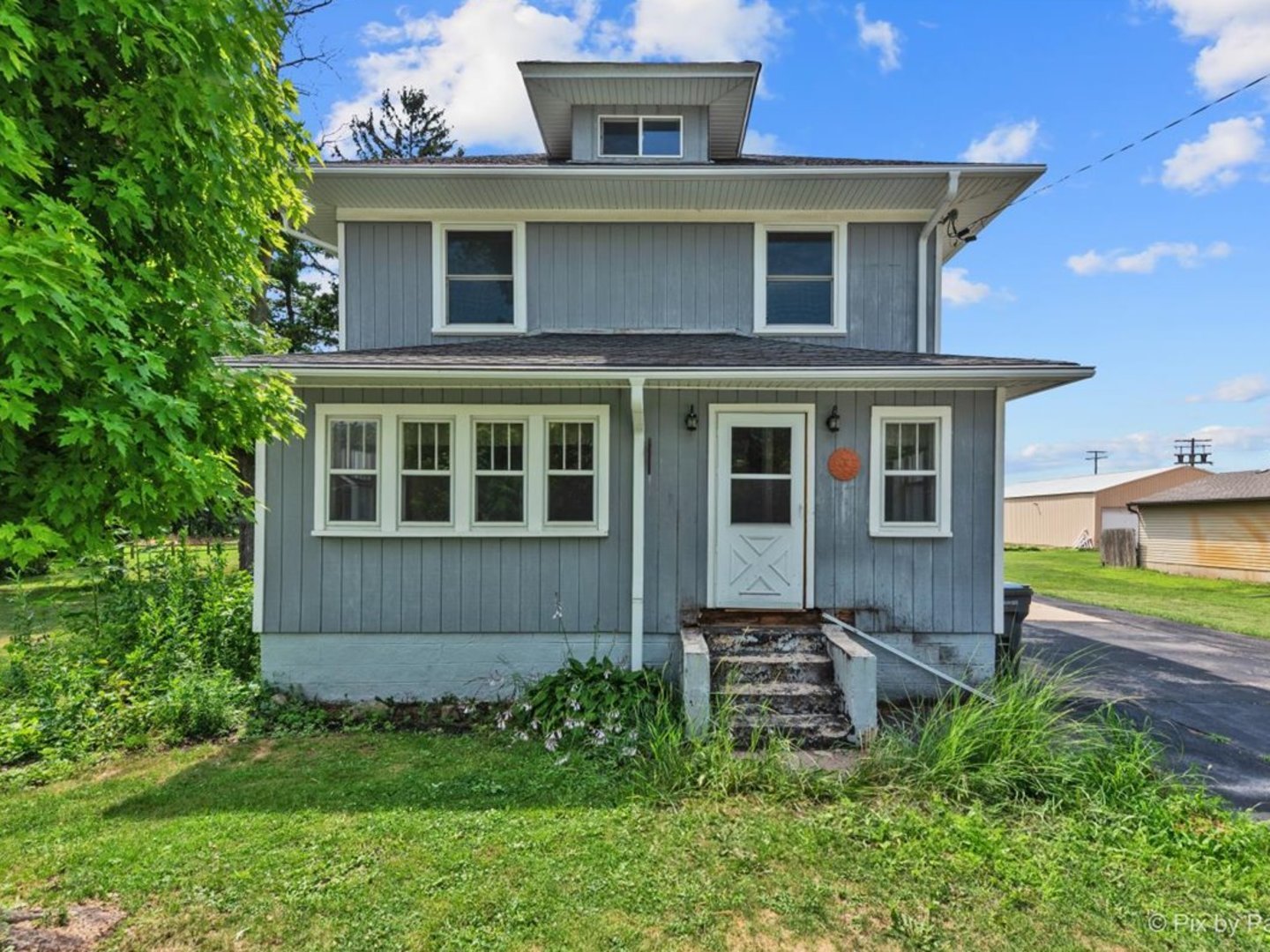 10n874 Rippburger Road Property Photo 1
