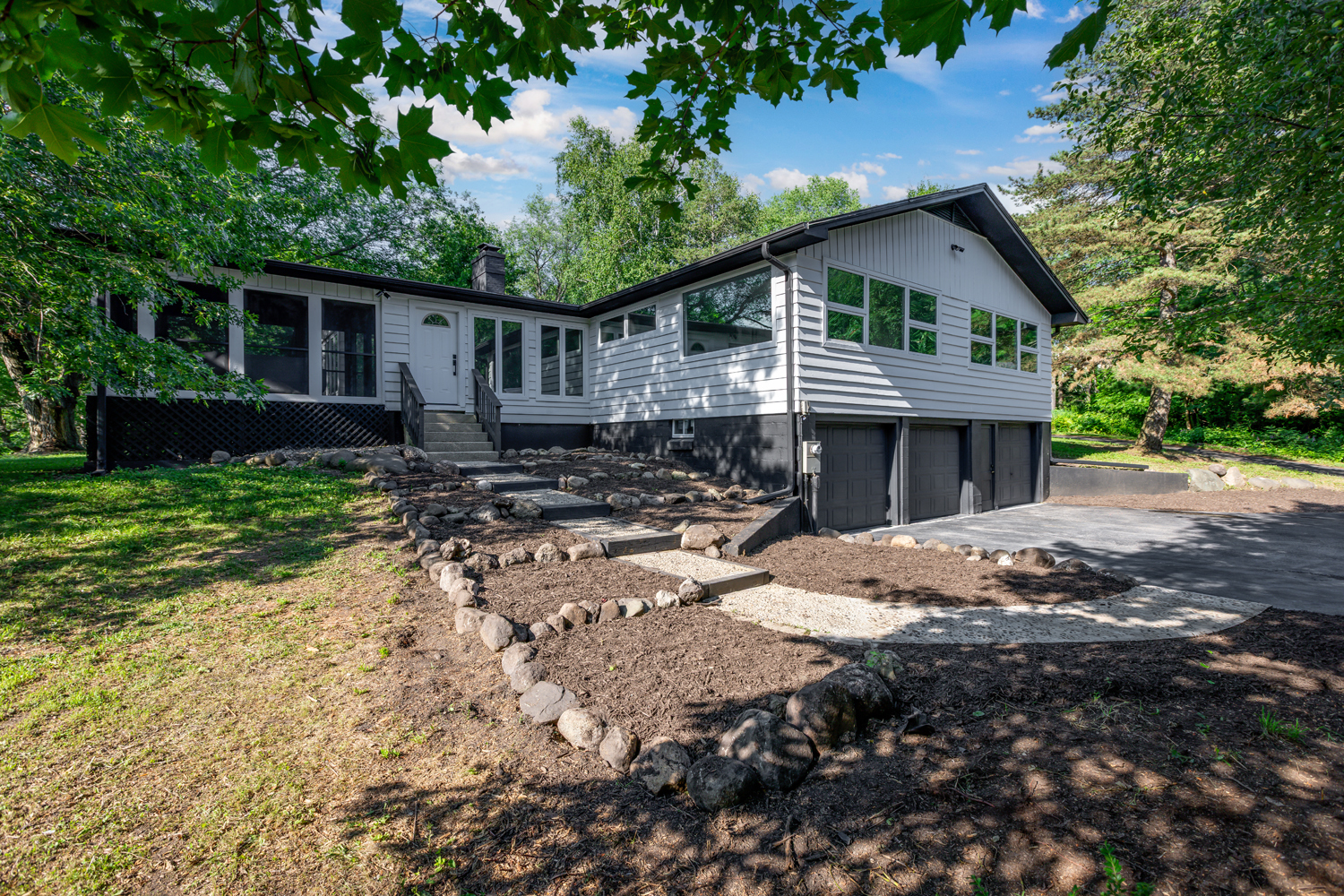 318 N Rose Farm Road Property Photo 1