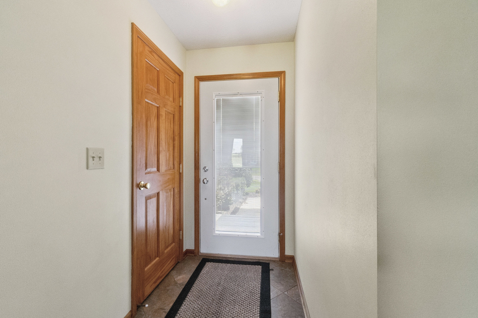 3810 Foxglove Lane Property Photo 3