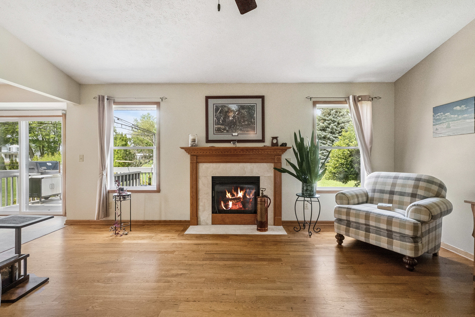 3810 Foxglove Lane Property Photo 5