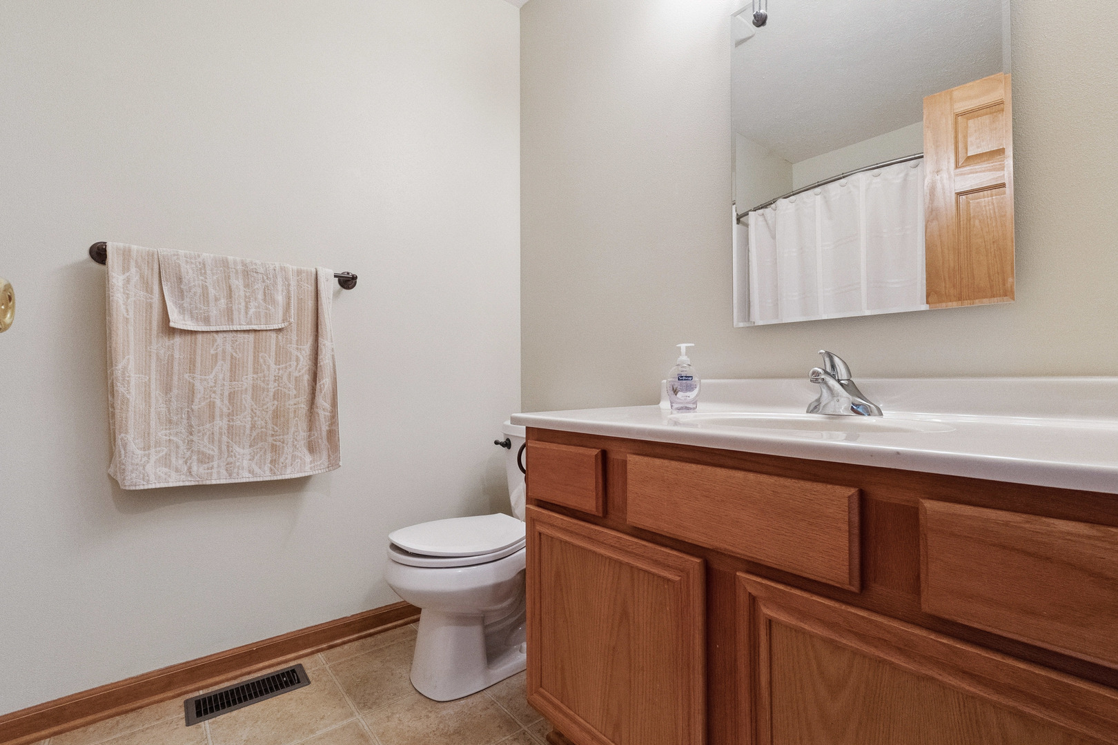 3810 Foxglove Lane Property Photo 18