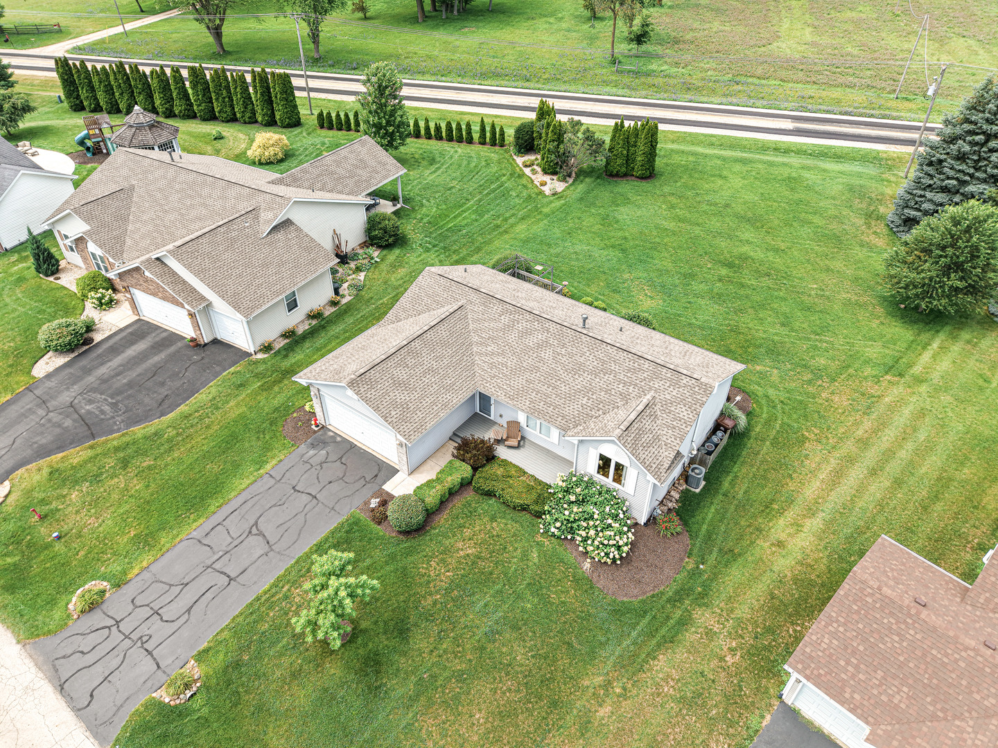 3810 Foxglove Lane Property Photo 24