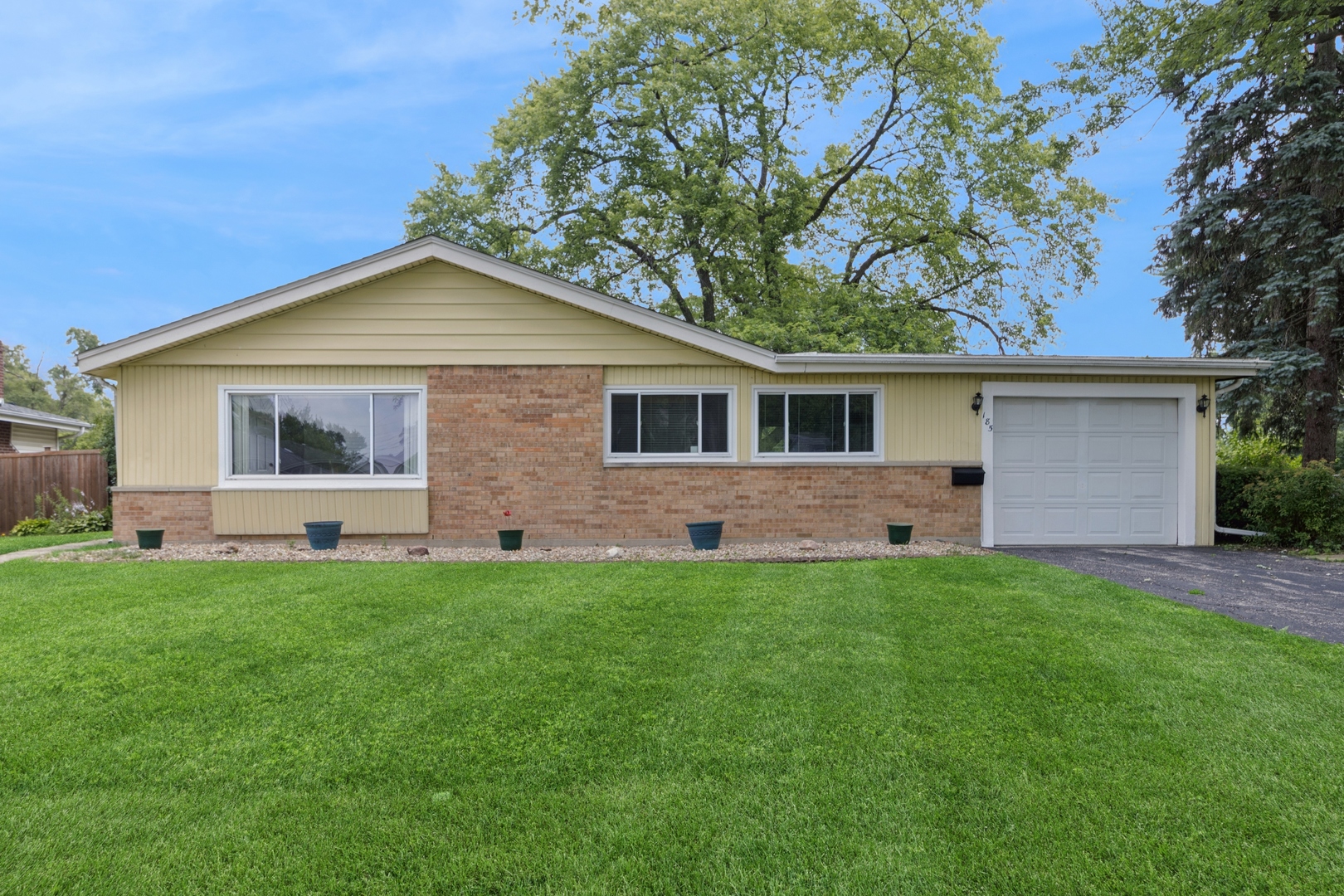 185 Princeton Street Property Photo 1