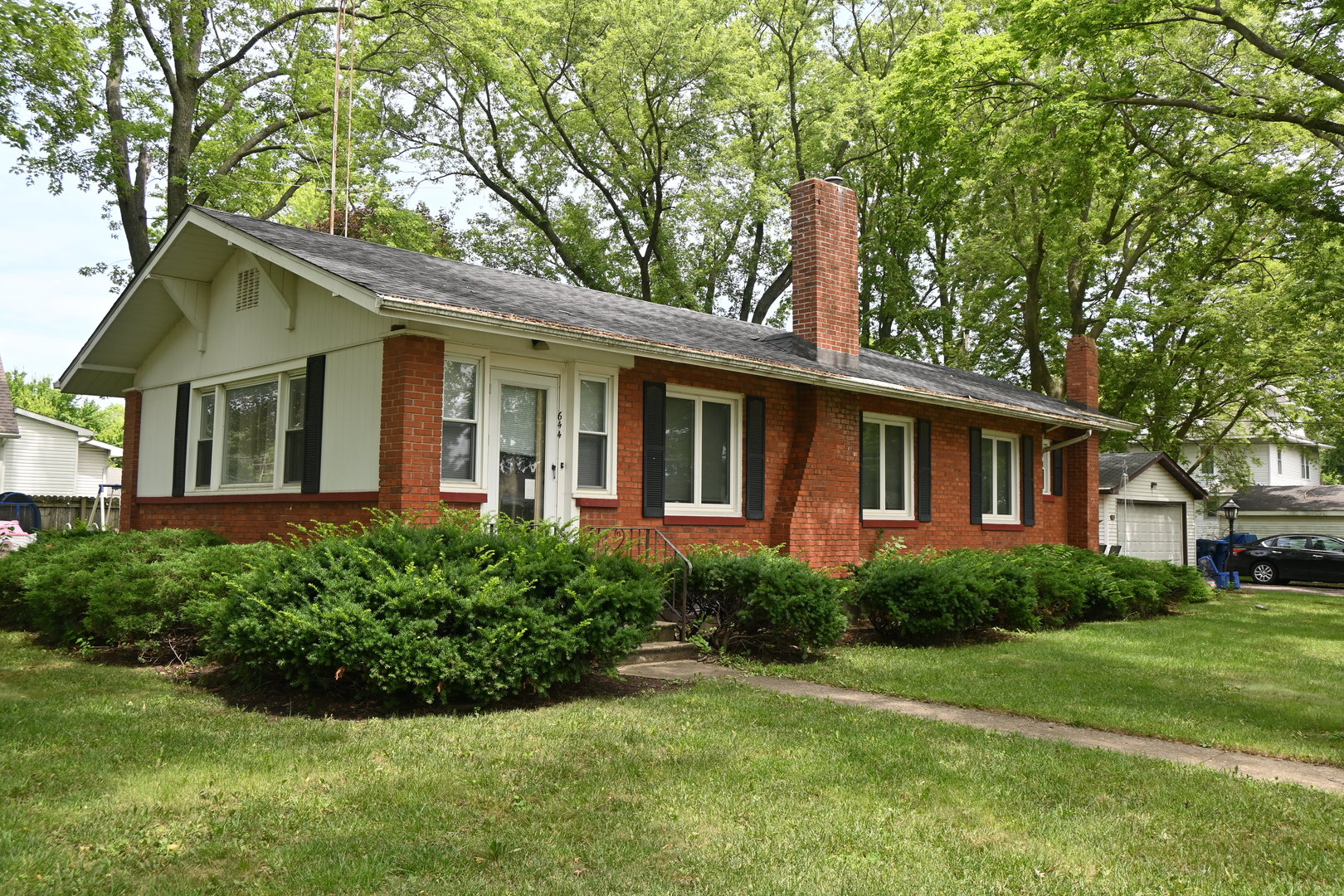 644 Jewett Street Property Photo 1