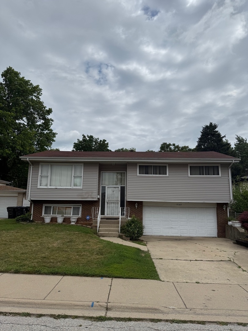 15203 Waterman Drive Property Photo 1