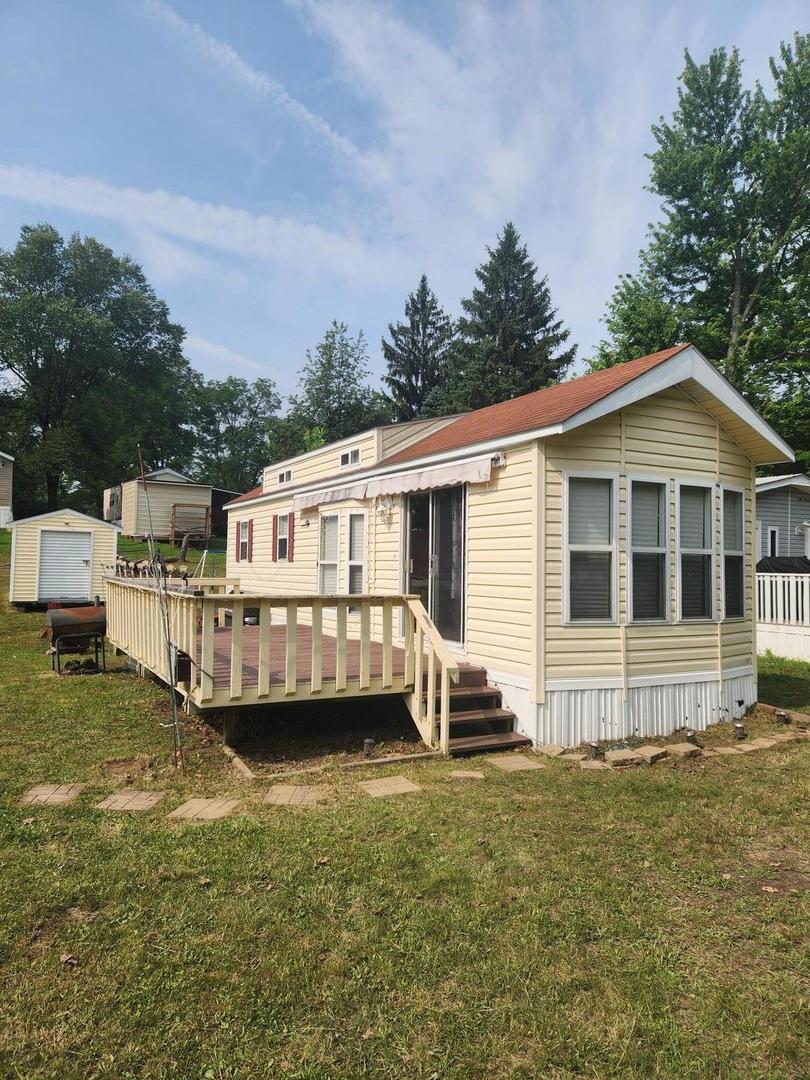 6/23 Woodhaven Lakes Property Photo 1