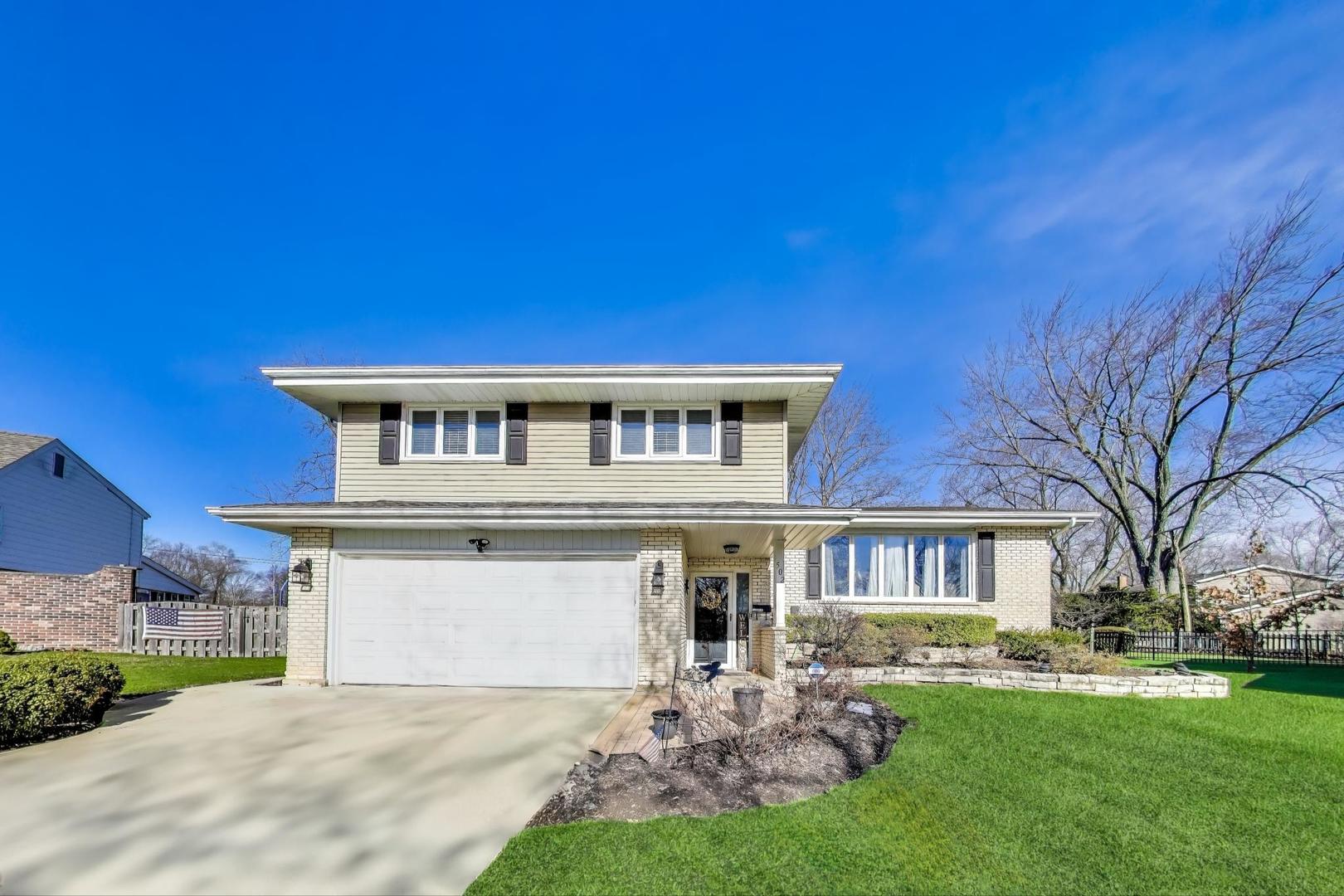 502 S Reuter Drive Property Photo 1