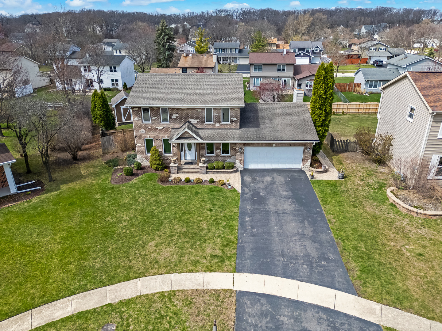 308 Oakbrook Court Property Photo 1