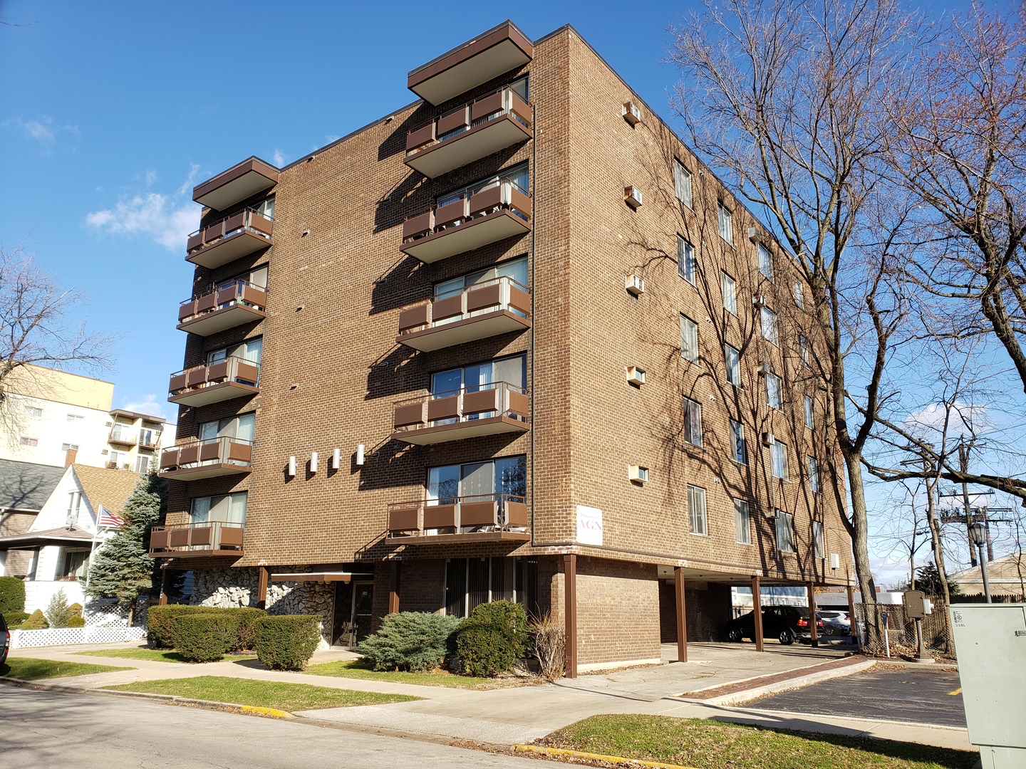 336 Lathrop Avenue 505