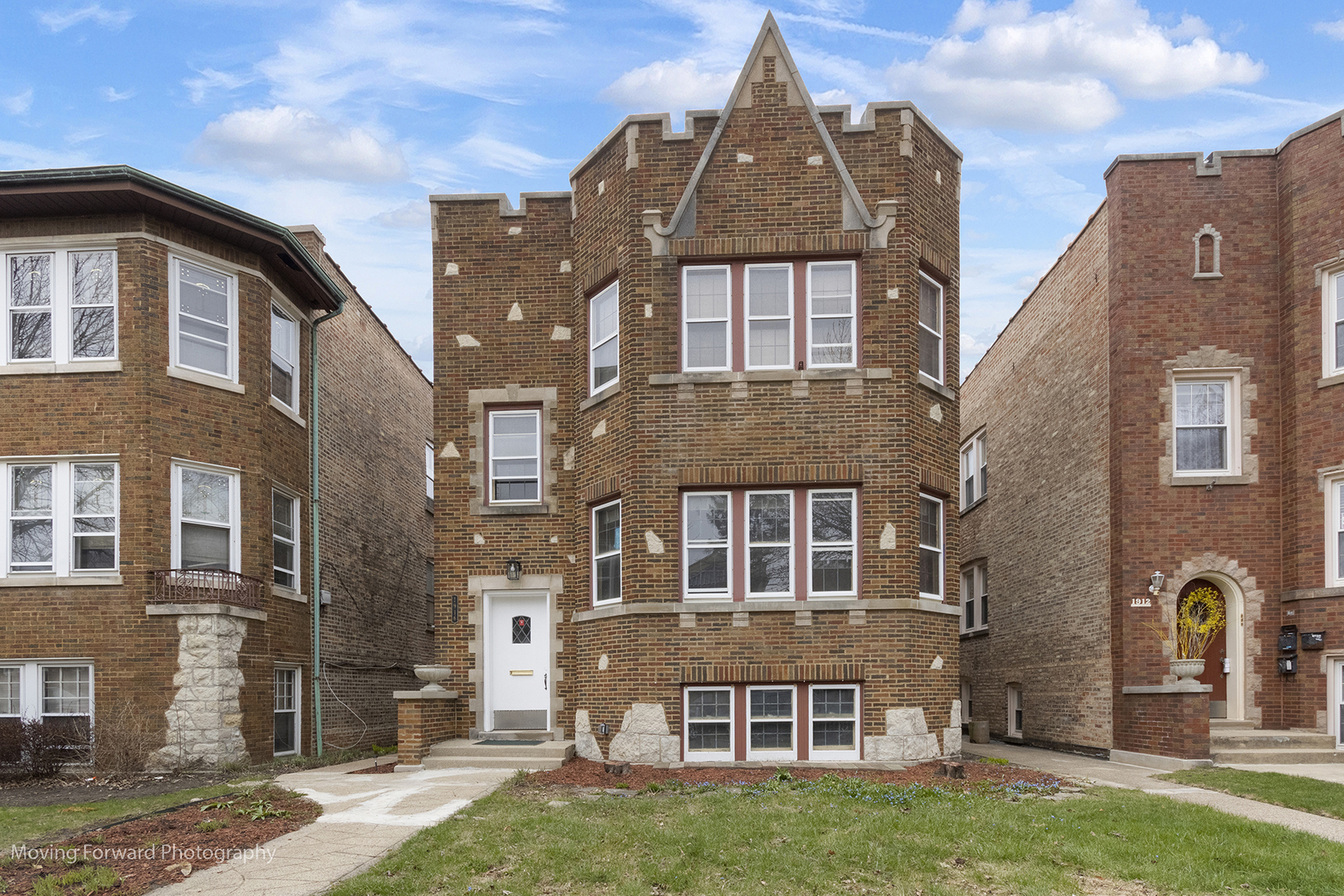1916 Kenilworth Avenue Property Photo 1