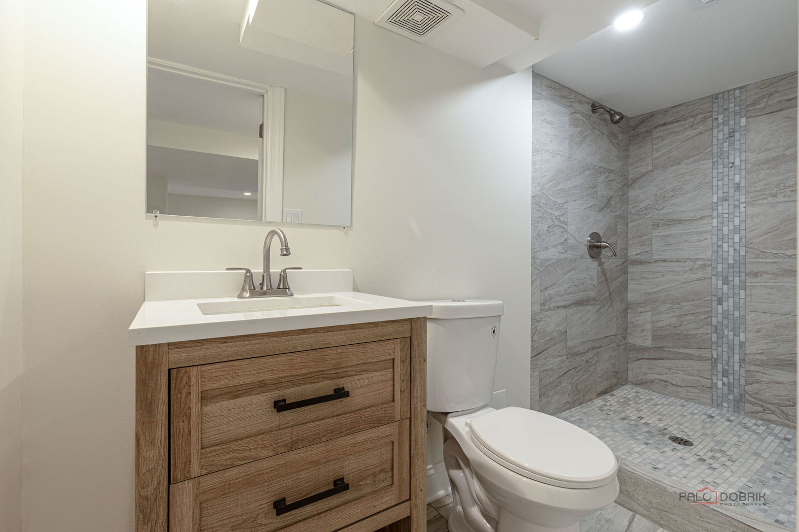 16705 Wolf Road Property Photo 34