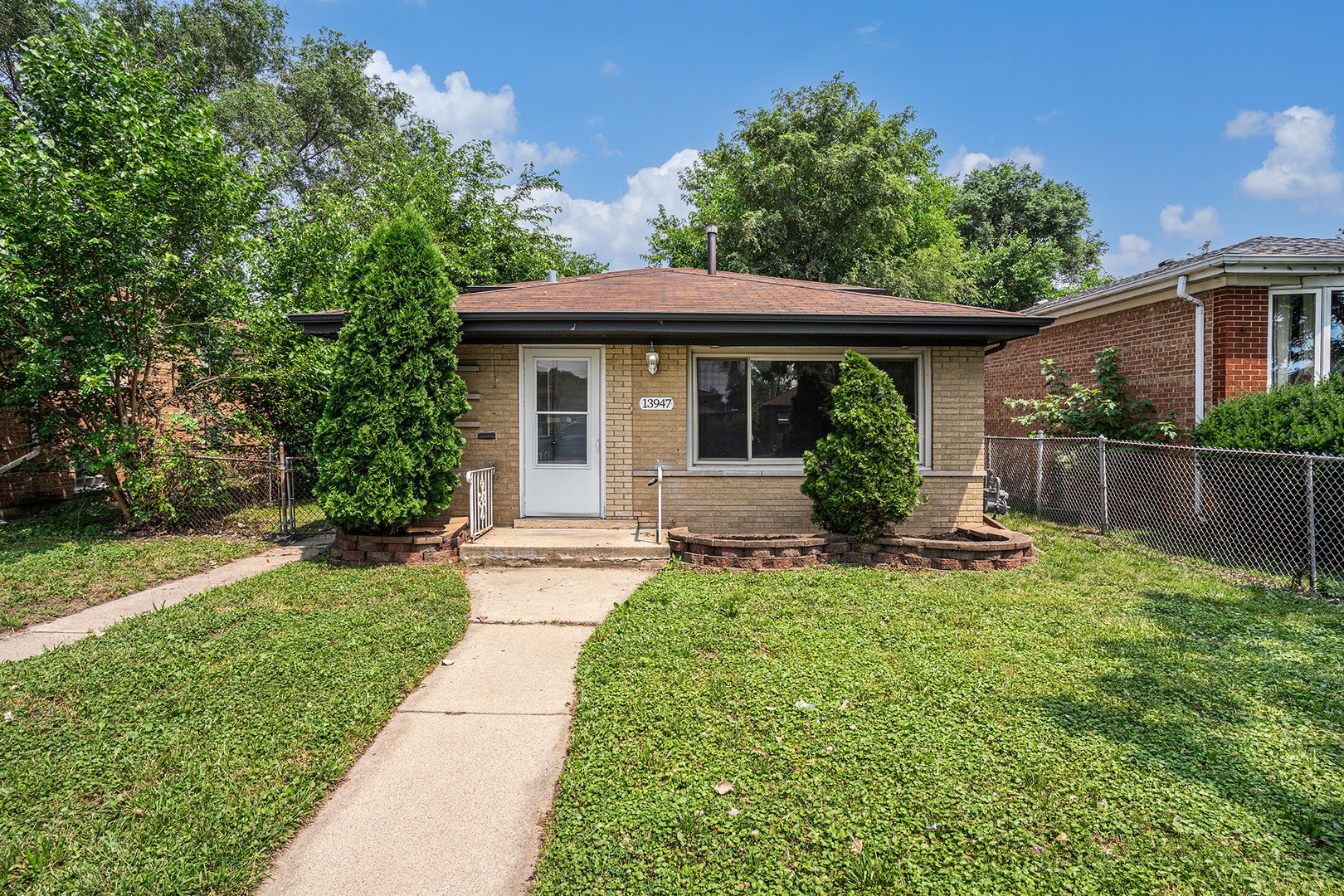 13947 S Saginaw Avenue Property Photo 1