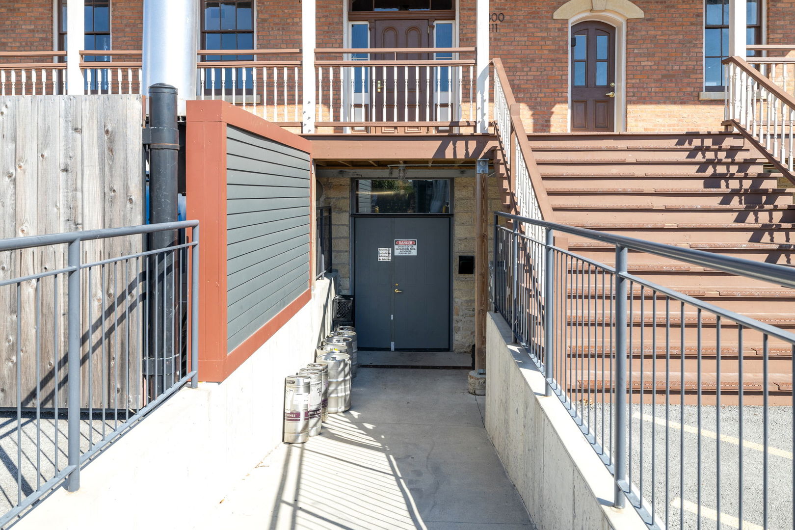 12420603 Property Photo 40