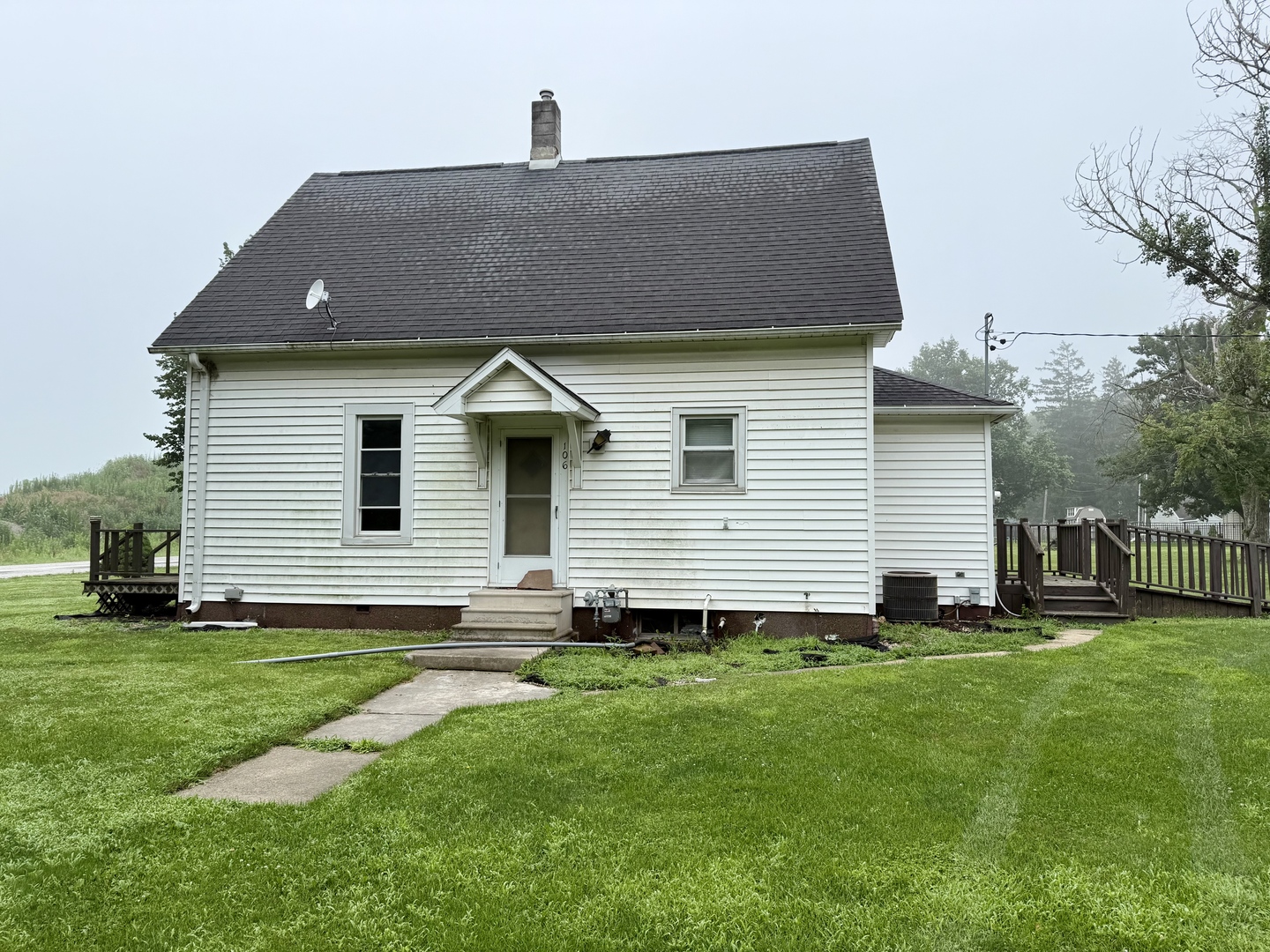 106 N Olive Street Property Photo 1