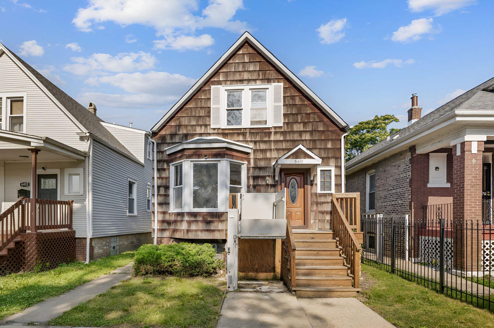 6410 S Mozart Street Property Photo 1